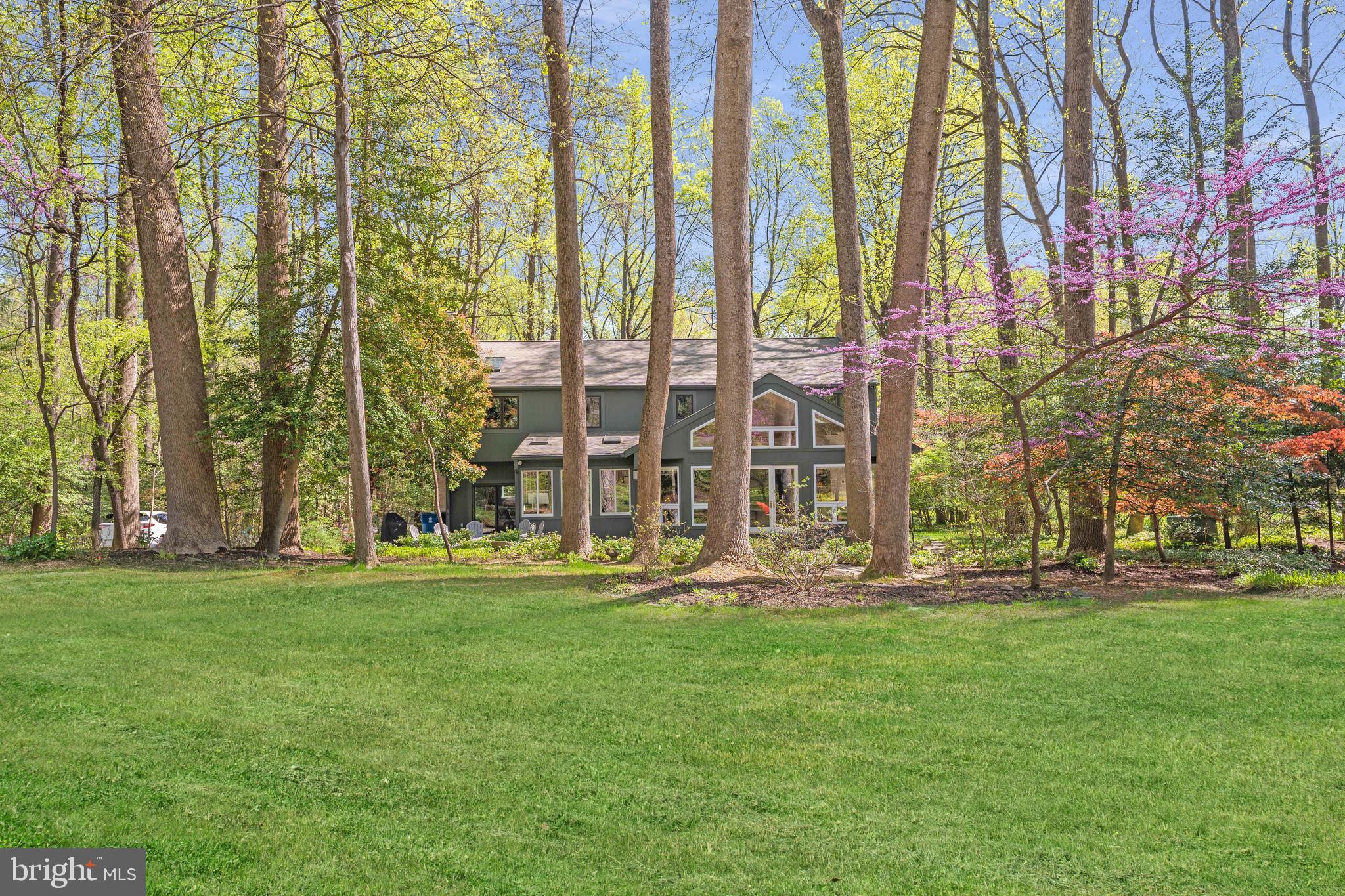 CARMEL IN THE WOODS - Residential