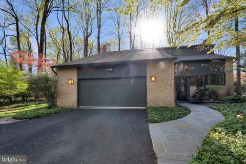 3214 FOXVALE DRIVE OAKTON VA 22124