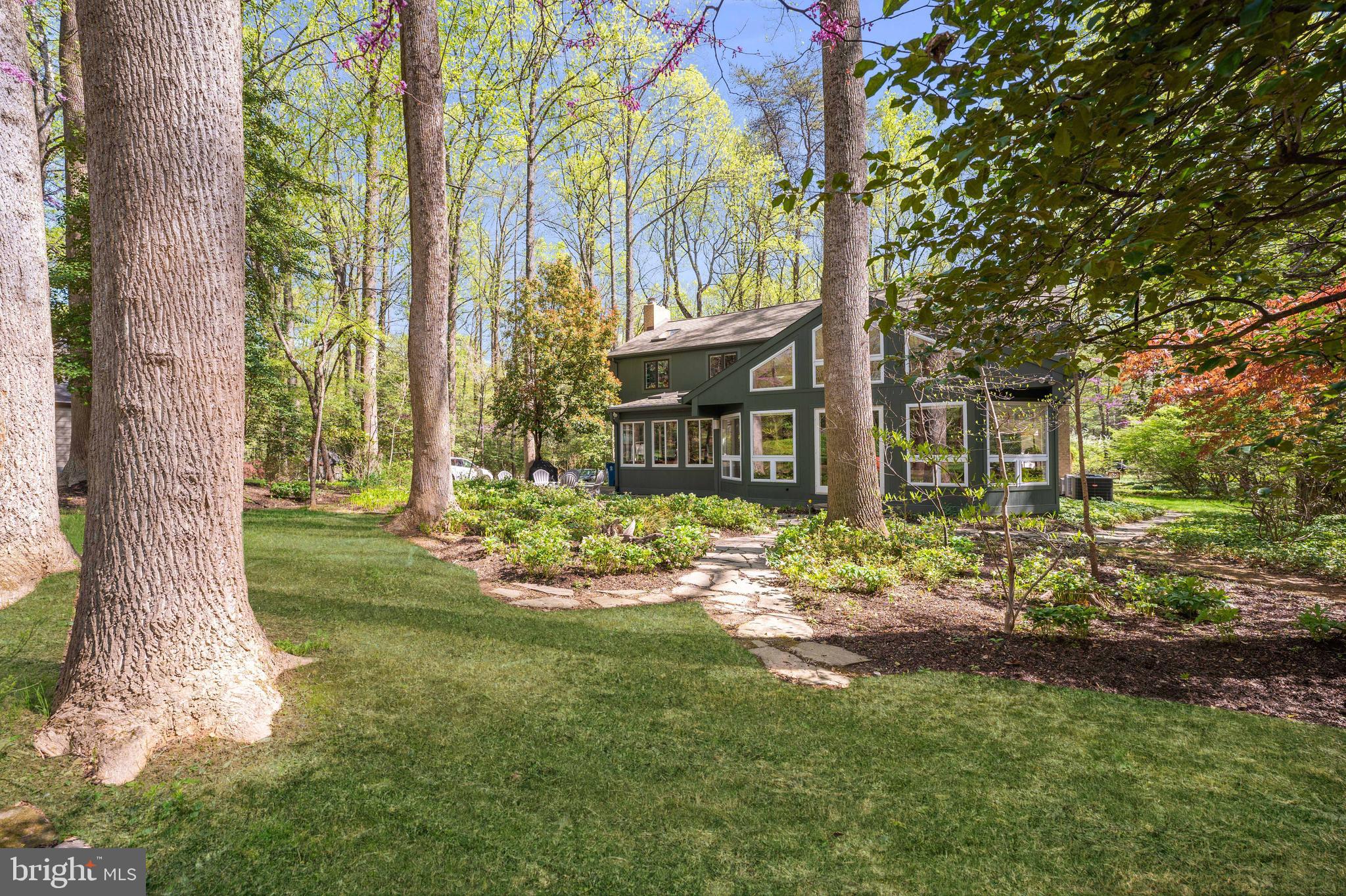 CARMEL IN THE WOODS - Residential