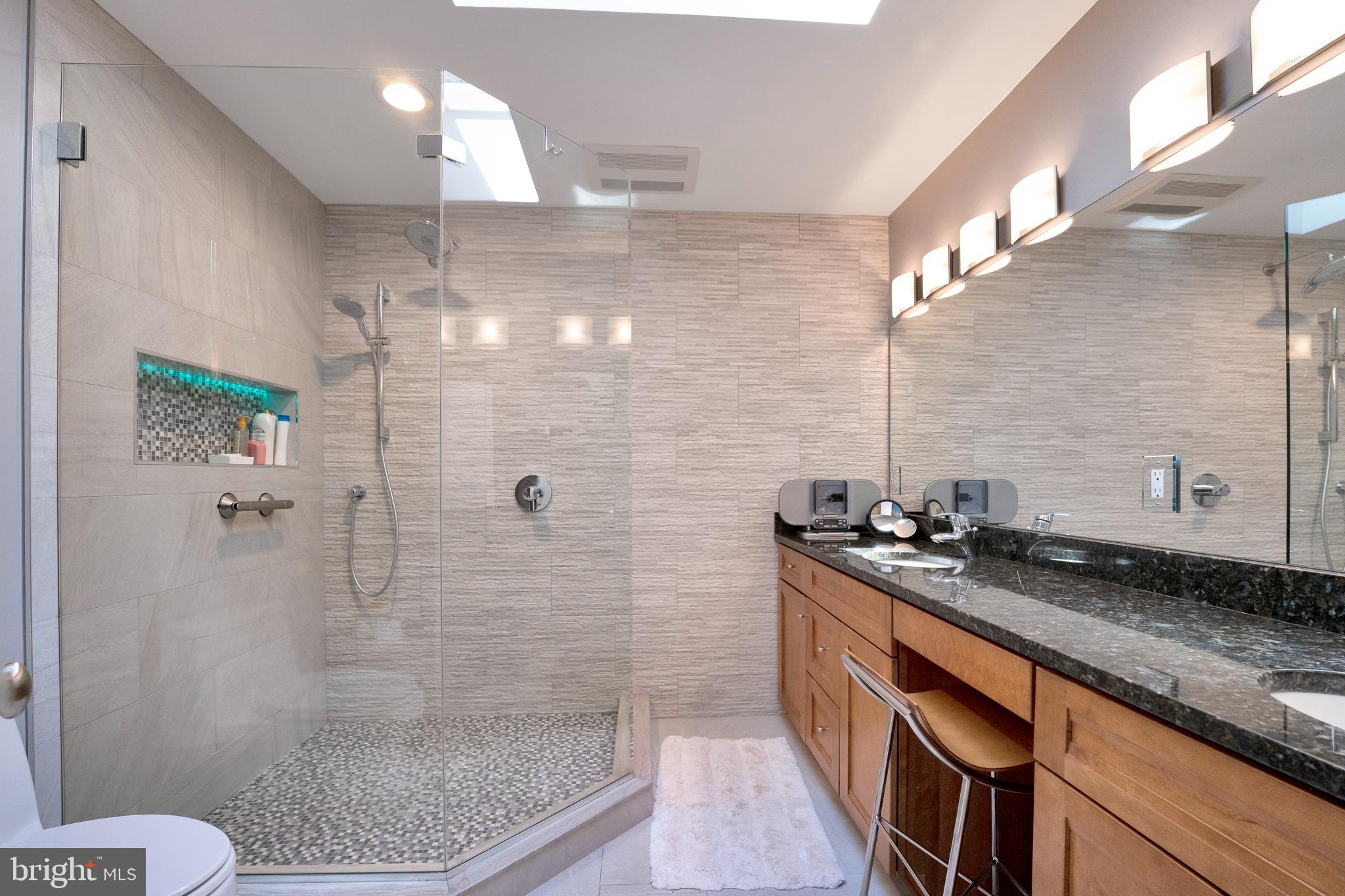 CARMEL IN THE WOODS - Residential