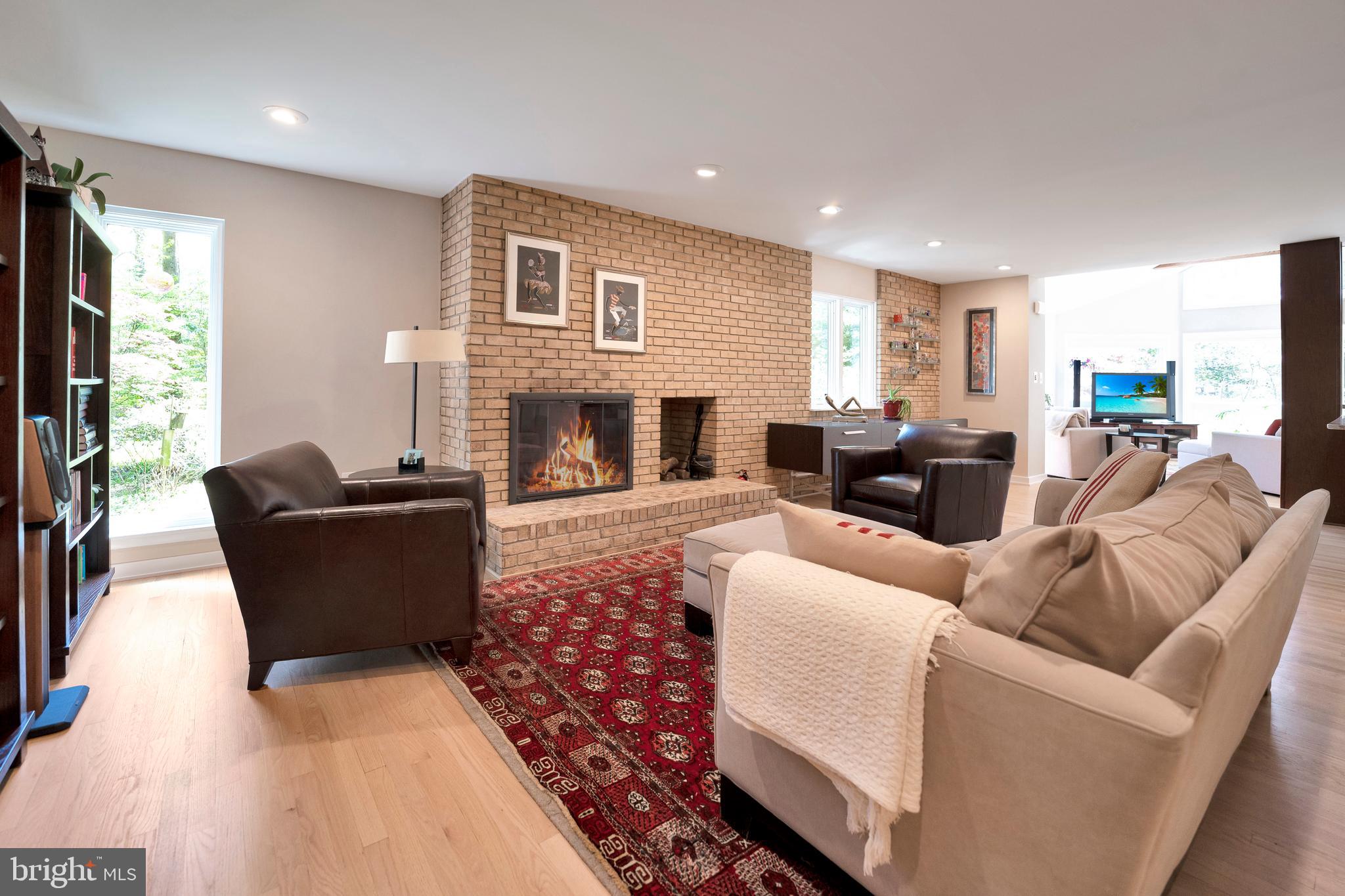 CARMEL IN THE WOODS - Residential