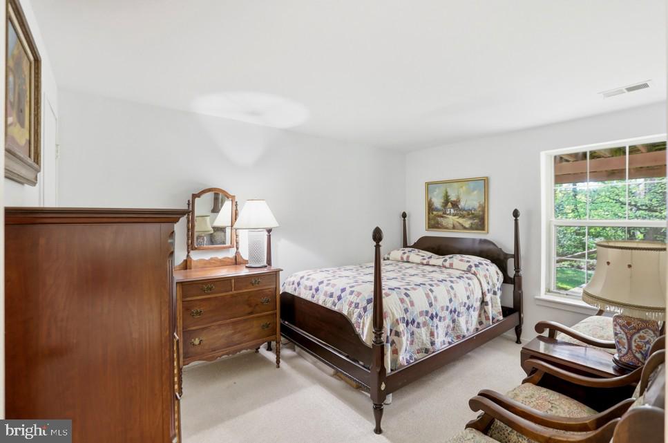 FAIRFAX CLUB ESTATES - Residential