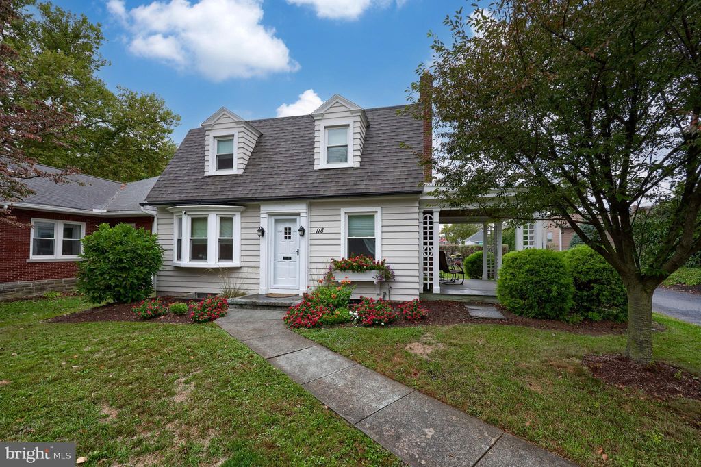 Photo of 118 S 8th Street, AKRON, PA 17501 (MLS # PALA2057904)