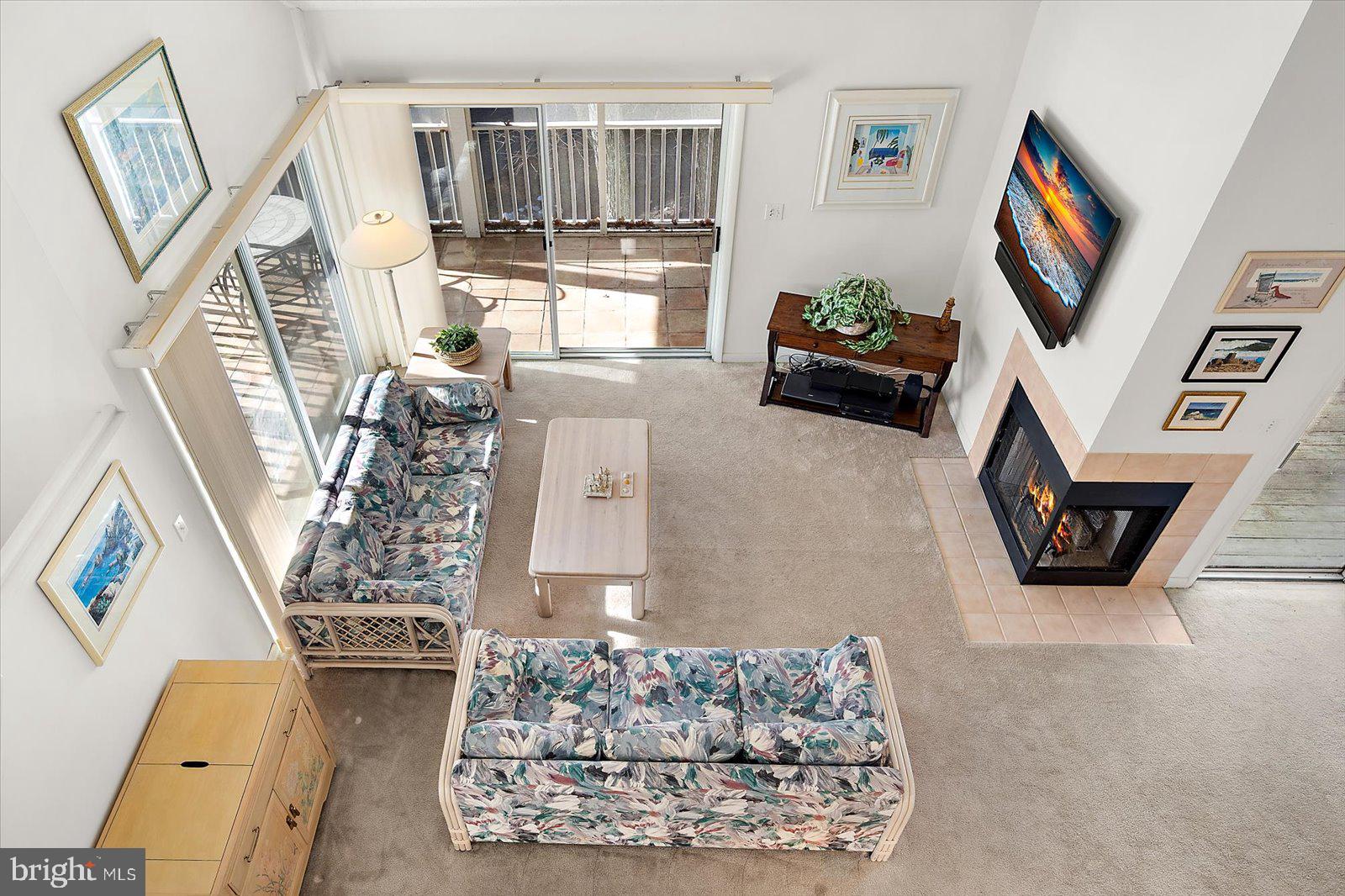 SEA COLONY WEST - Residential