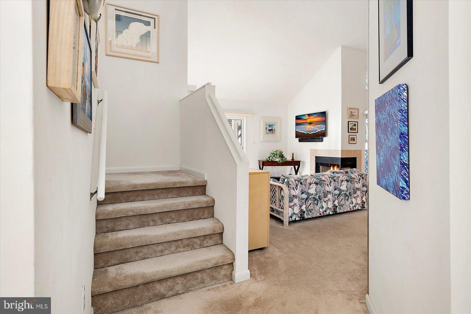 SEA COLONY WEST - Residential