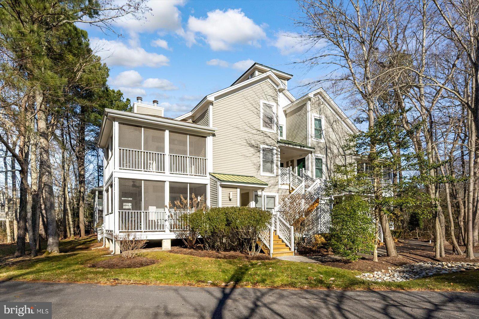 SEA COLONY WEST - Residential