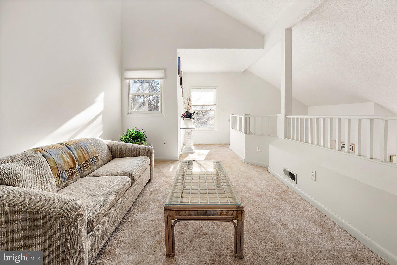 SEA COLONY WEST - Residential