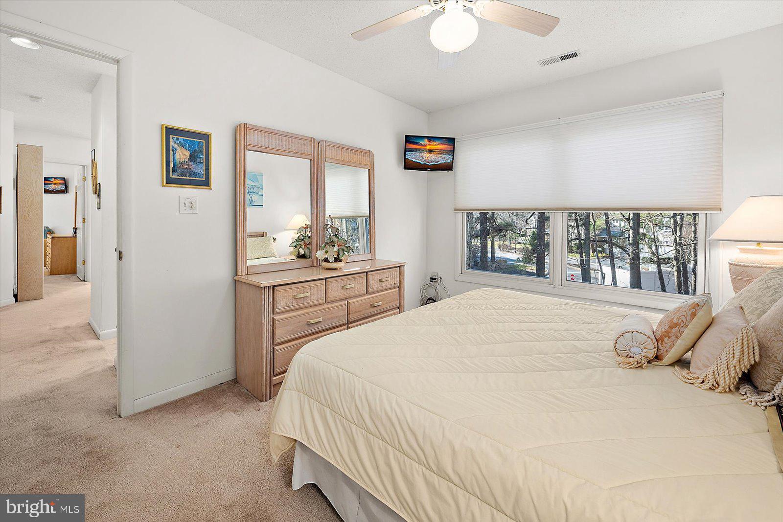 SEA COLONY WEST - Residential