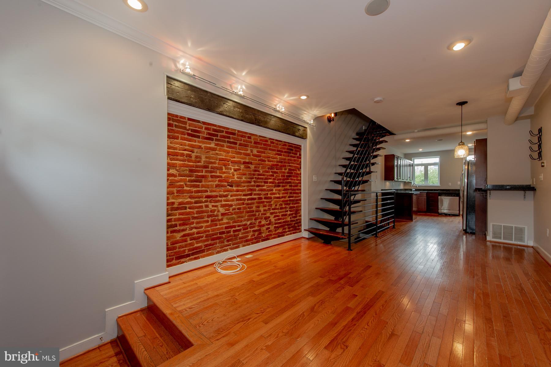 FEDERAL HILL HISTORIC DISTRICT - Residential Lease