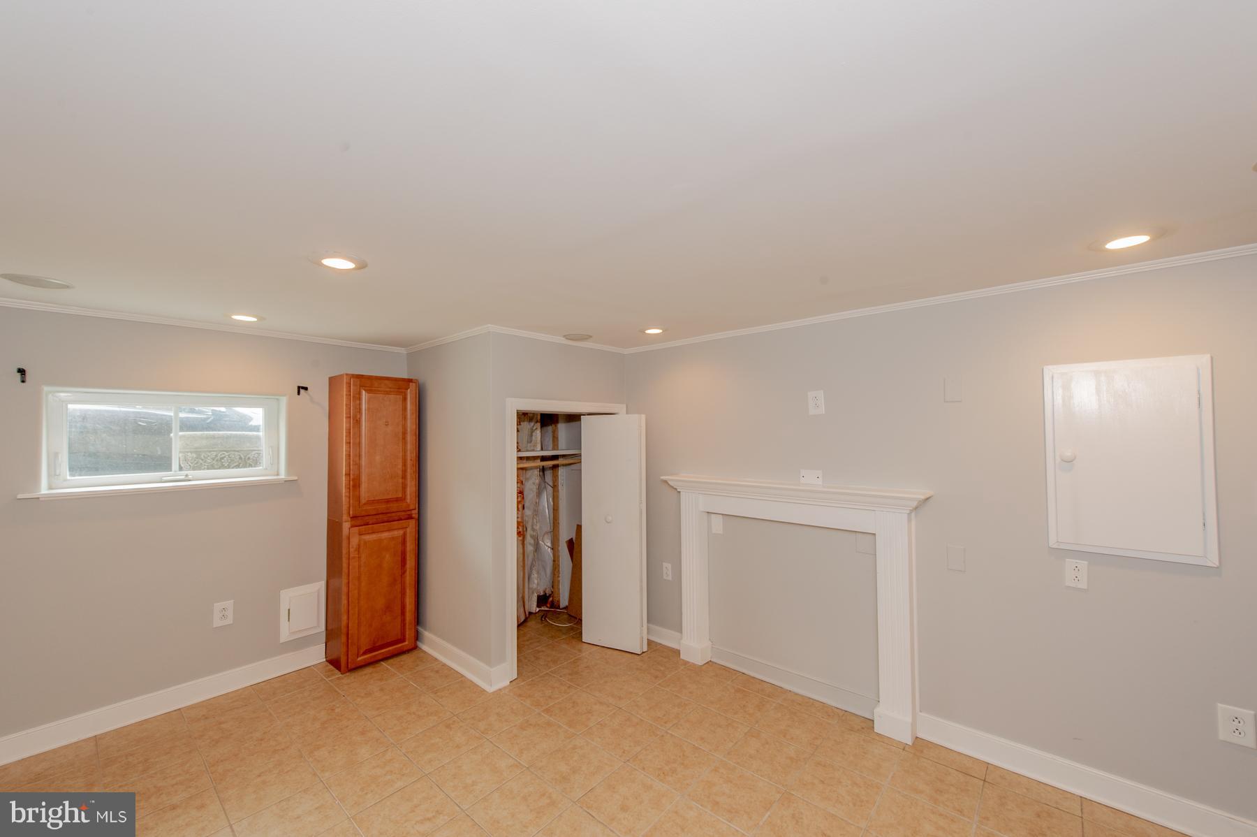 FEDERAL HILL HISTORIC DISTRICT - Residential Lease