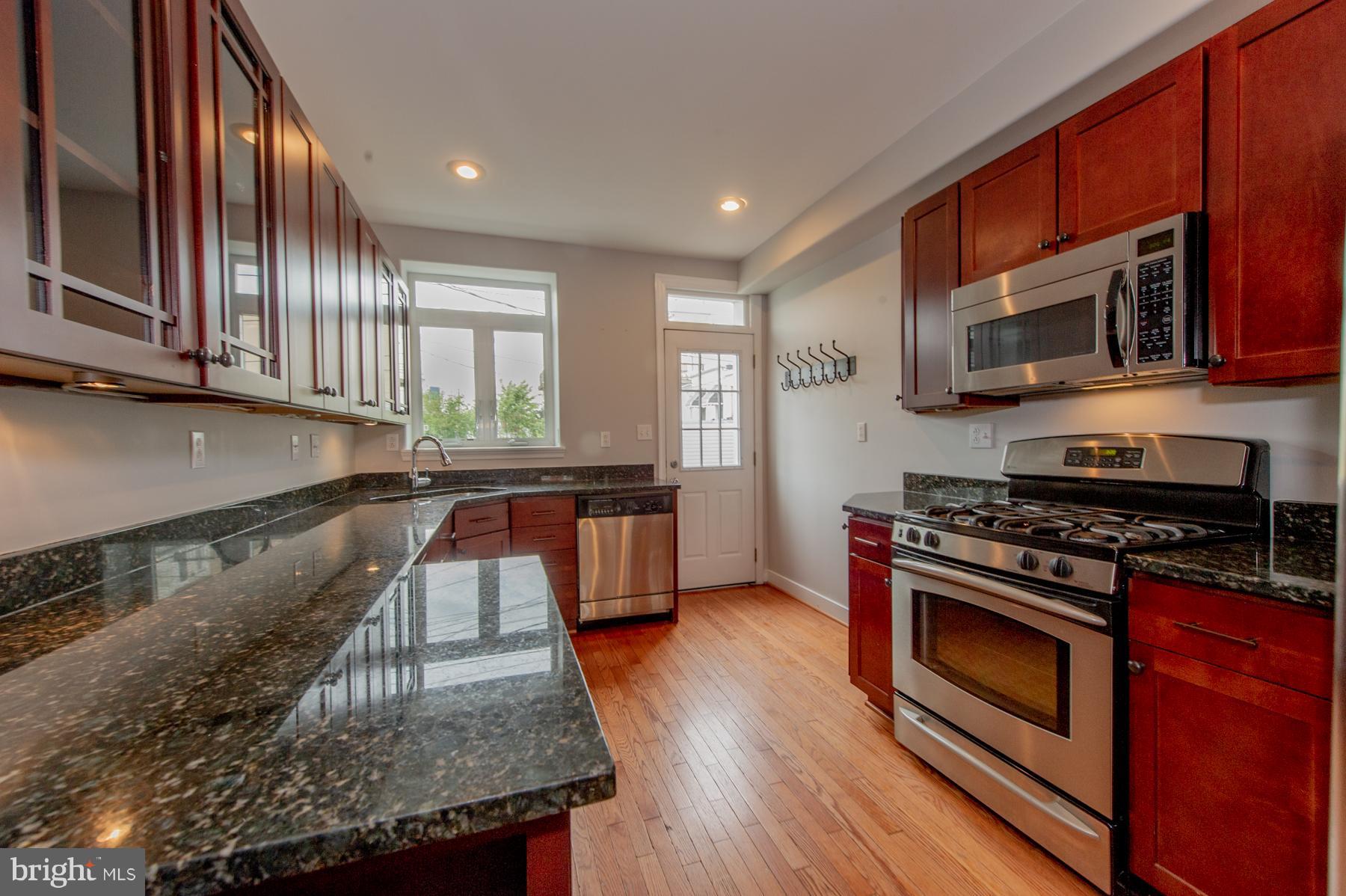 FEDERAL HILL HISTORIC DISTRICT - Residential Lease