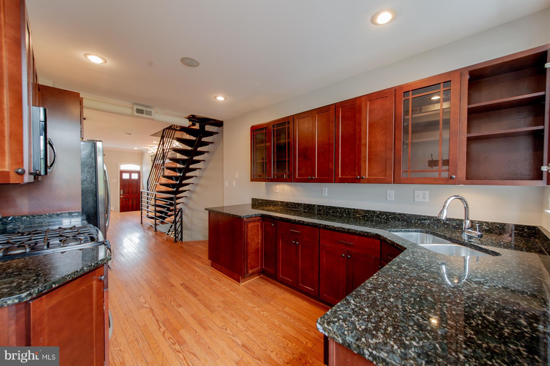 FEDERAL HILL HISTORIC DISTRICT - Residential Lease