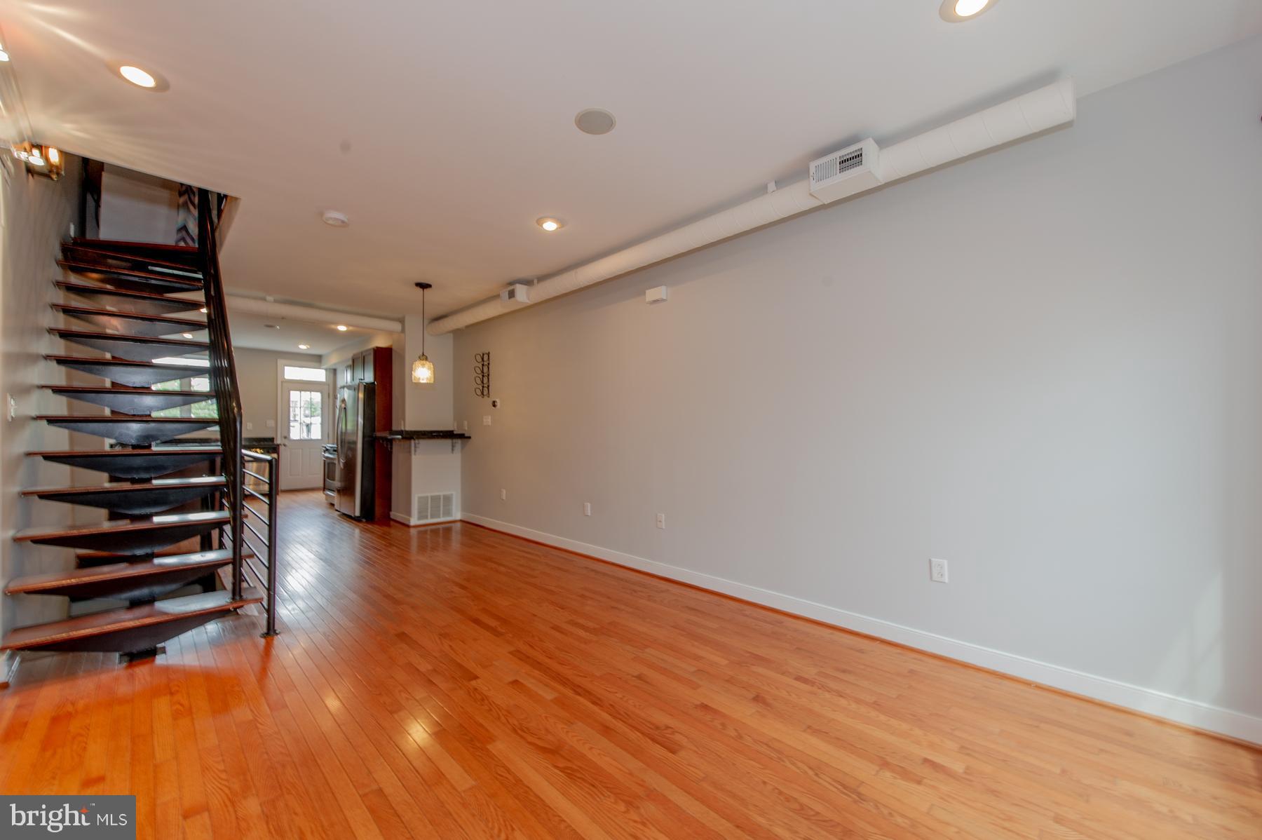 FEDERAL HILL HISTORIC DISTRICT - Residential Lease