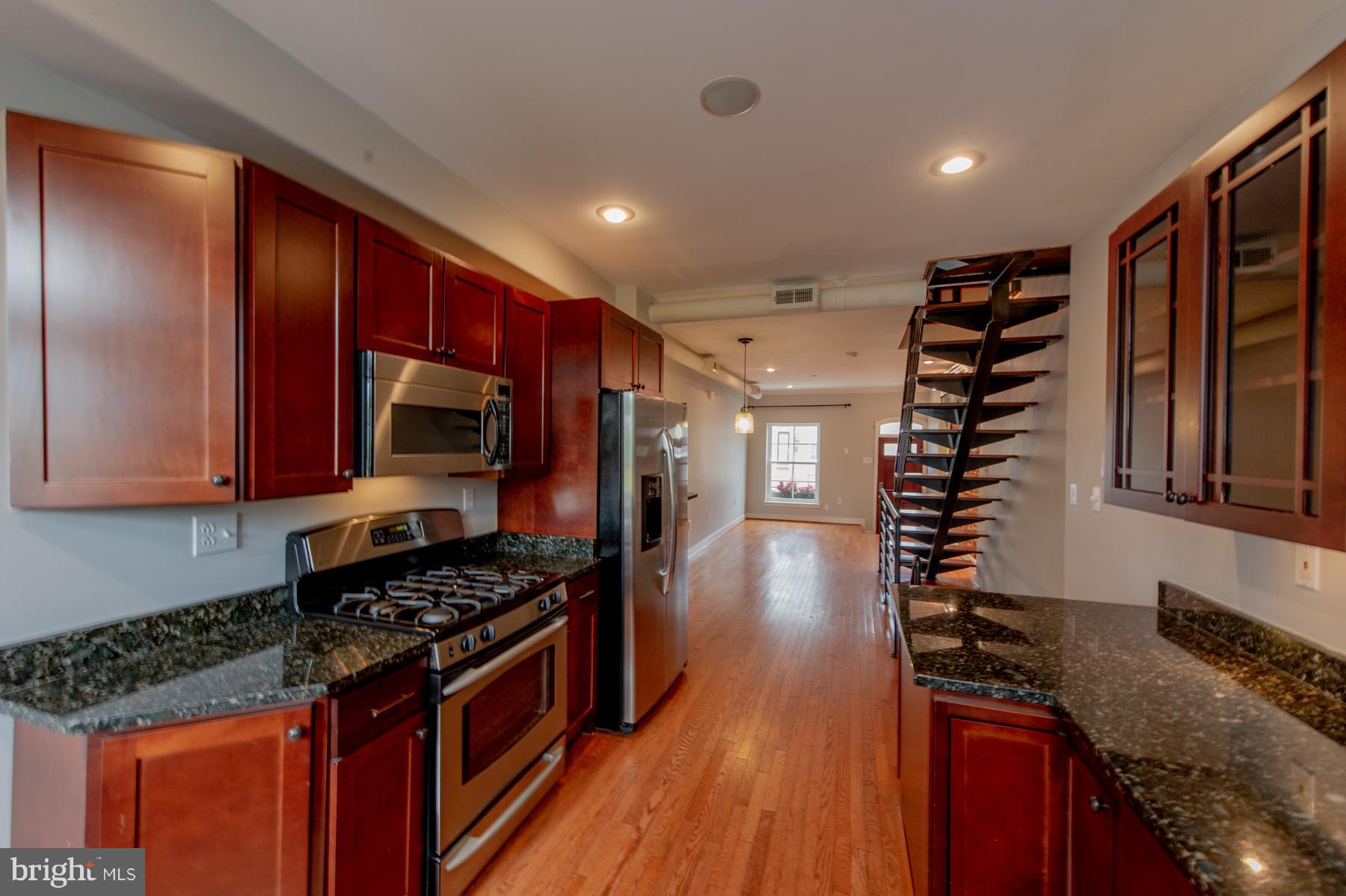 FEDERAL HILL HISTORIC DISTRICT - Residential Lease