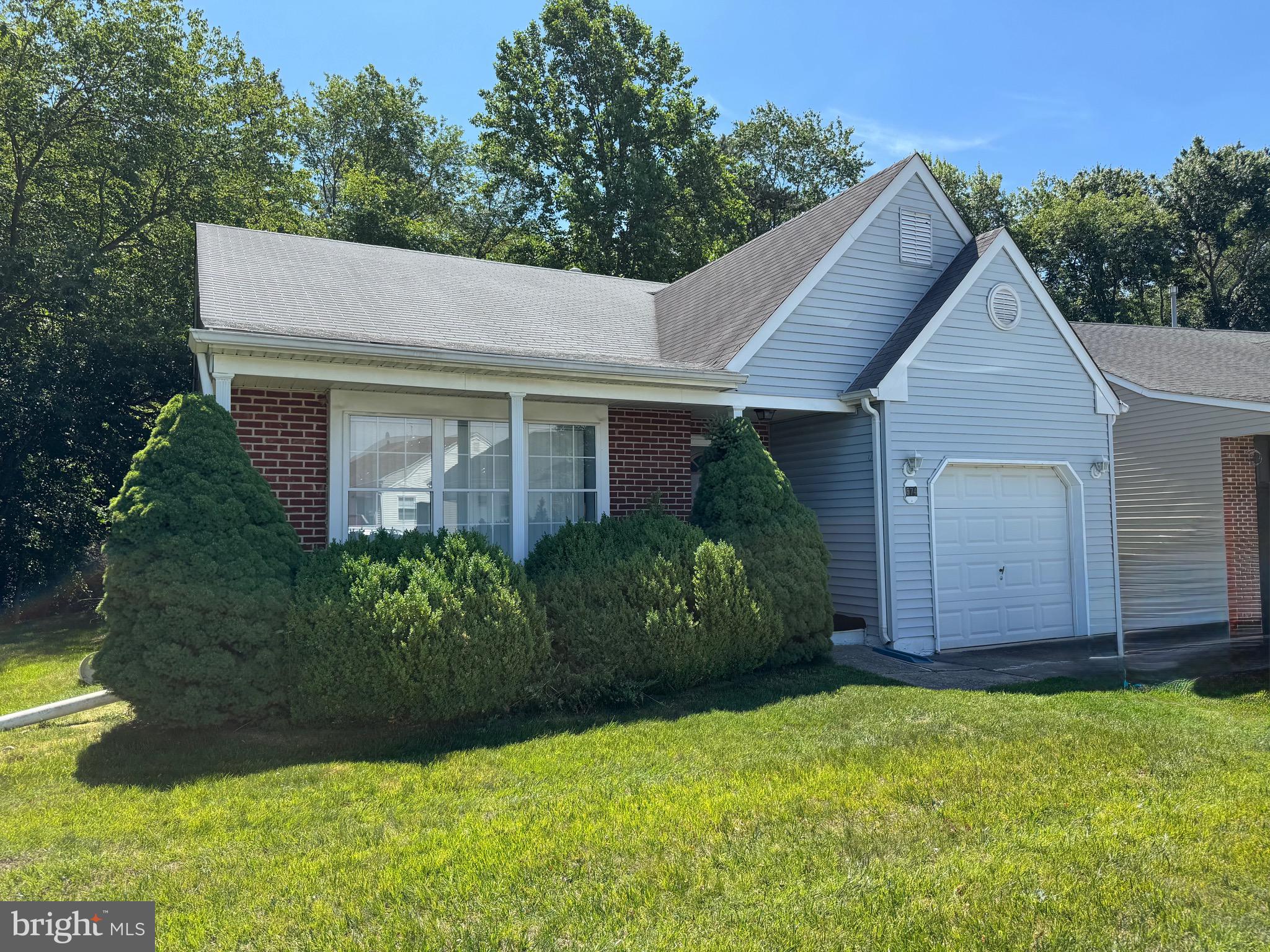 574 BARBADOS DRIVE