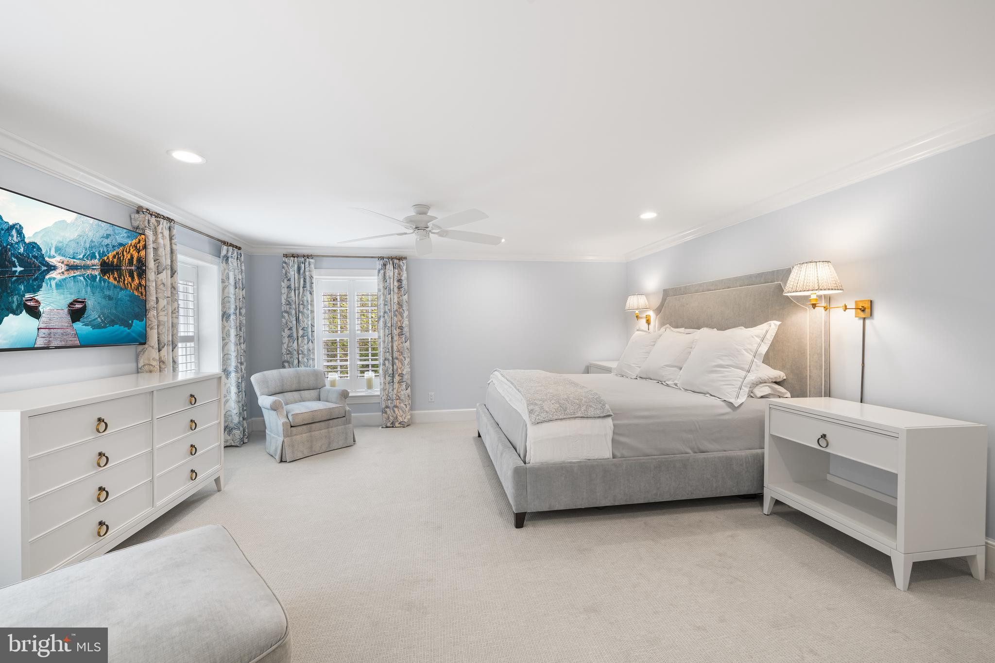 RADNOR HUNT - Residential