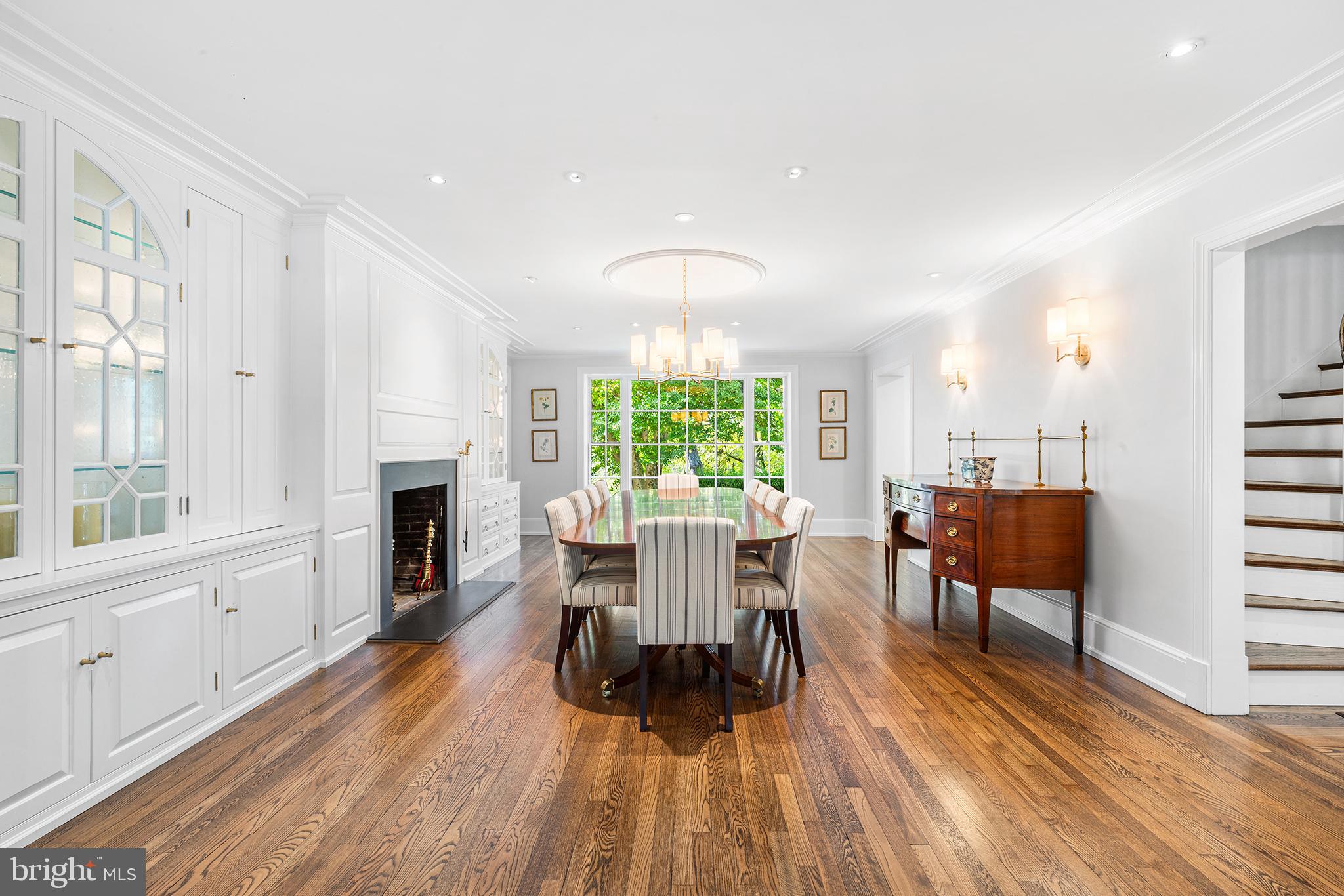 RADNOR HUNT - Residential