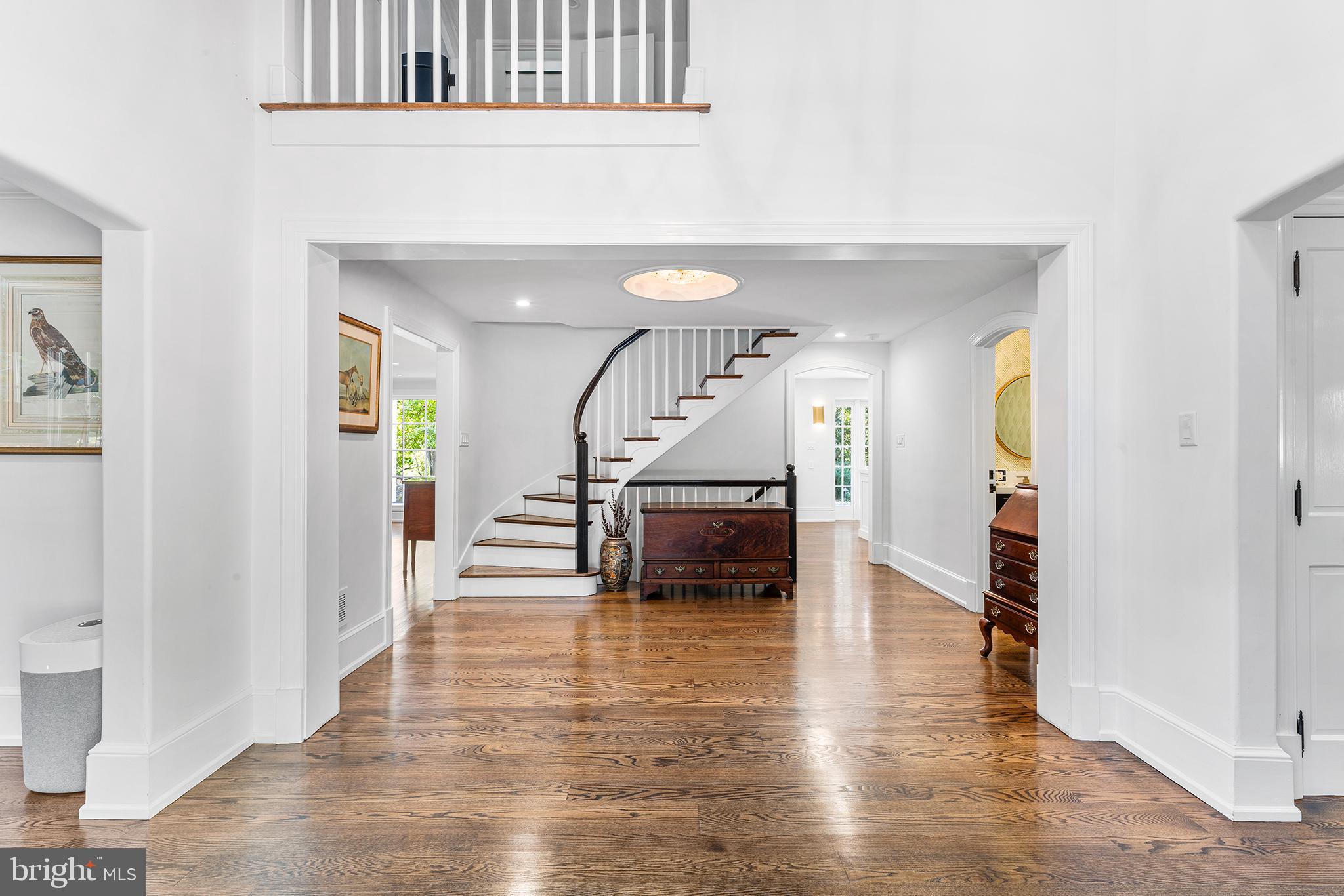 RADNOR HUNT - Residential