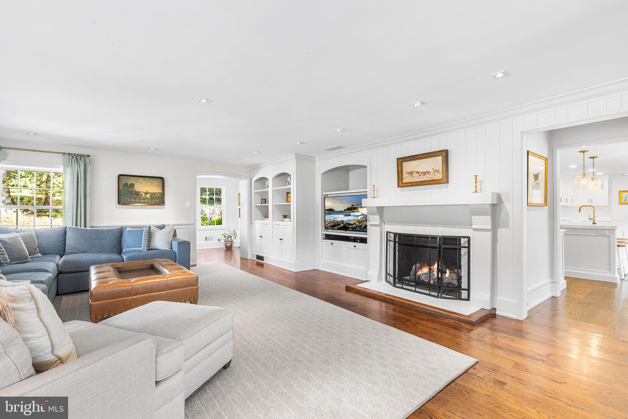 RADNOR HUNT - Residential