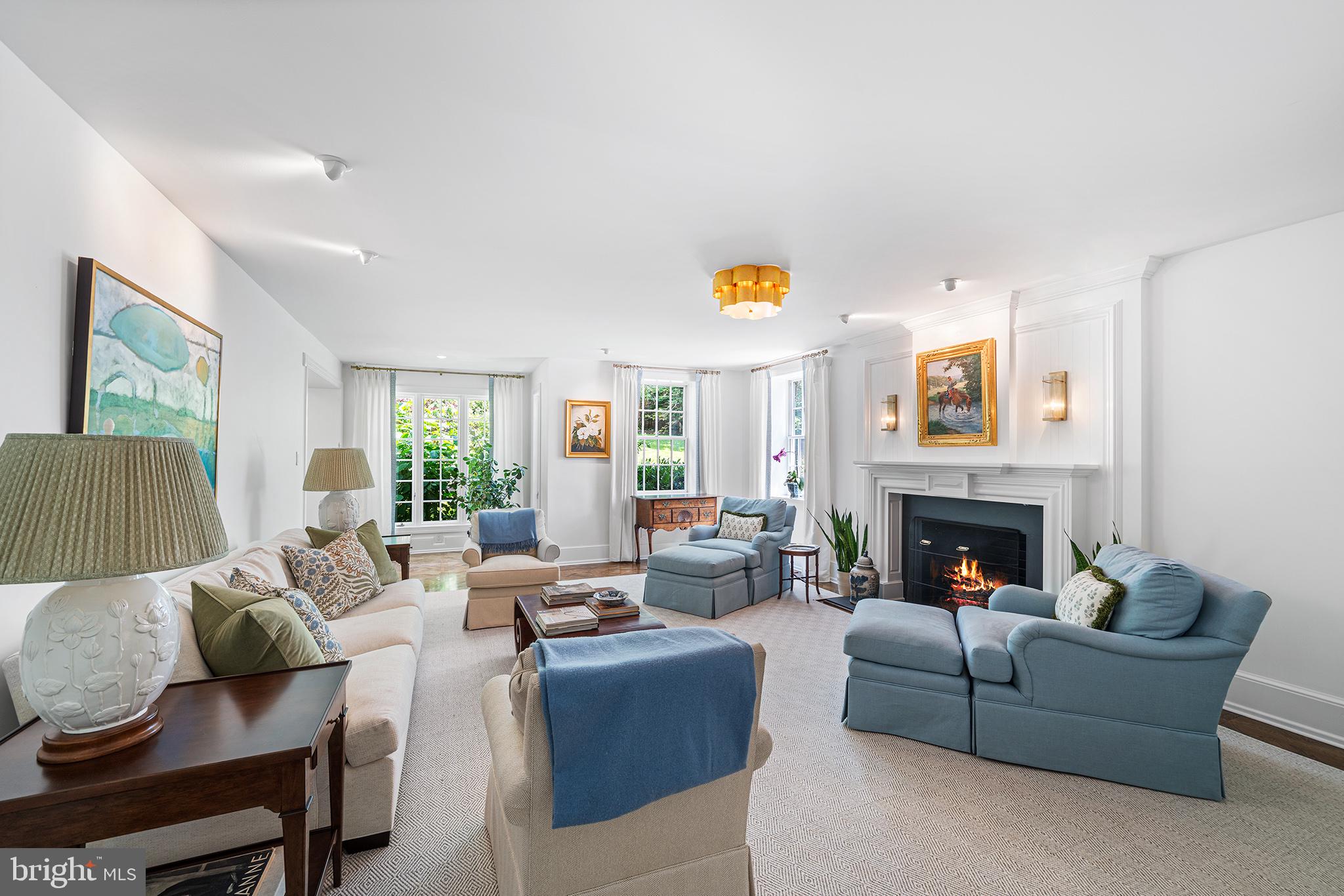 RADNOR HUNT - Residential