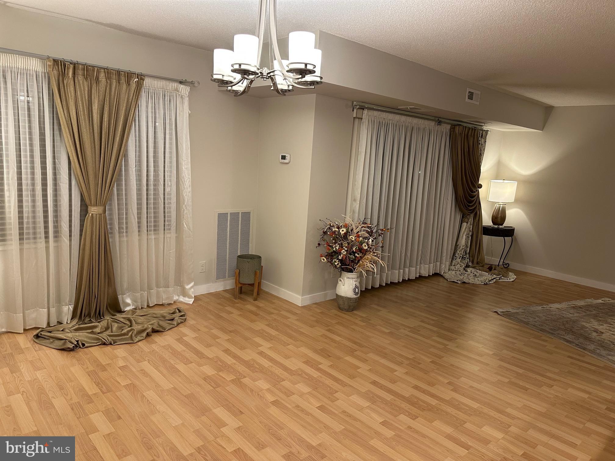 307 YOAKUM PARKWAY 609