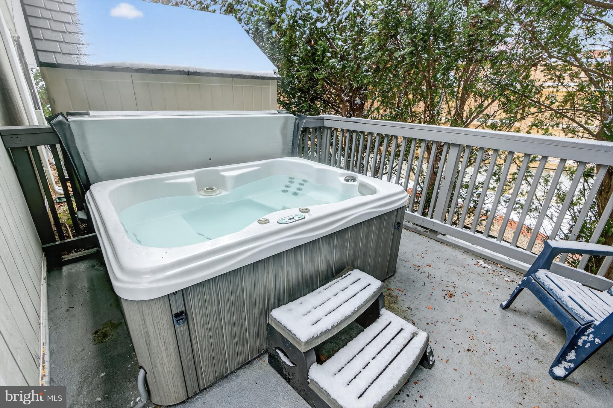 HOLMES RUN ACRES - Residential