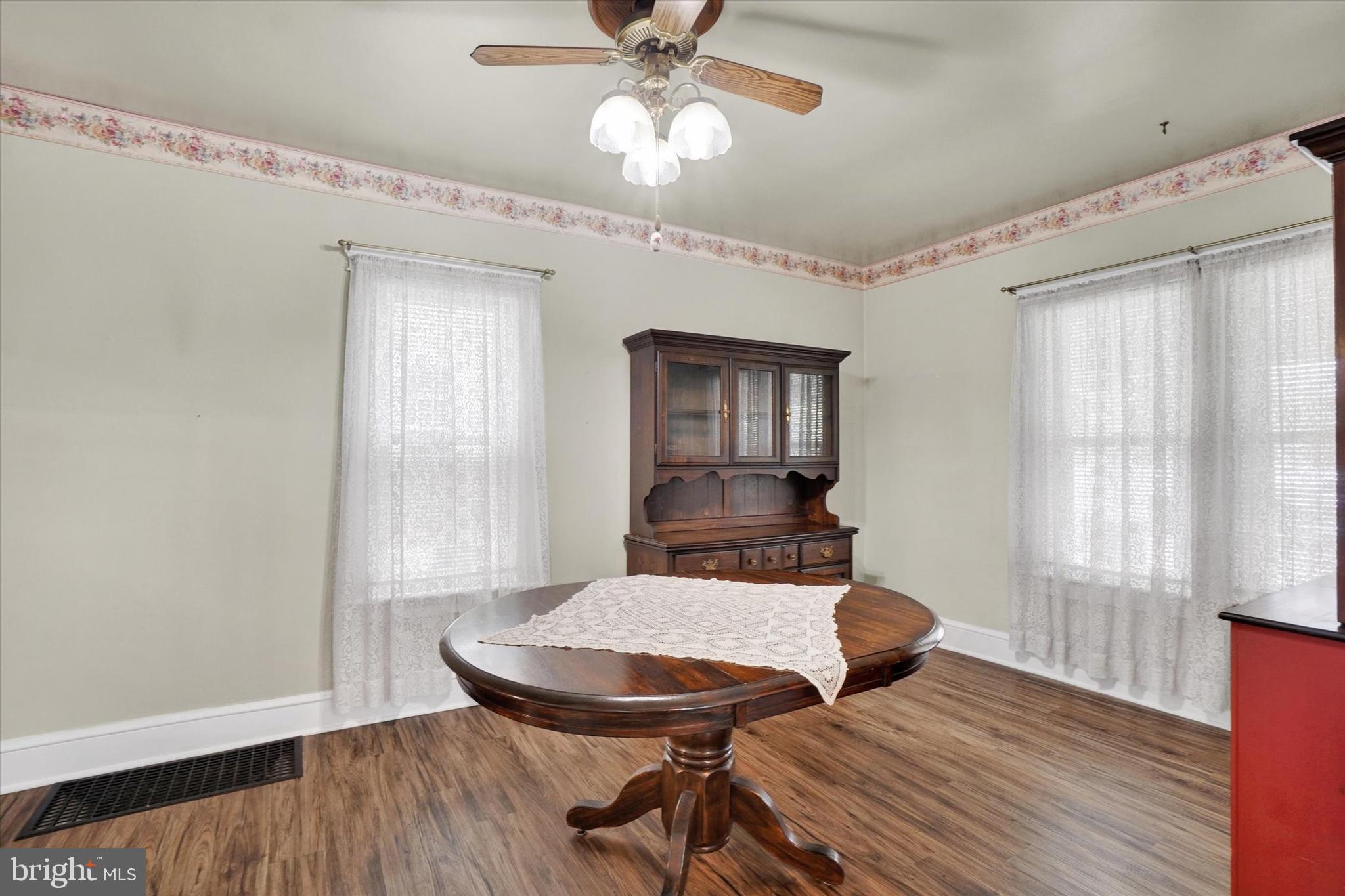 MT WOLF - Residential