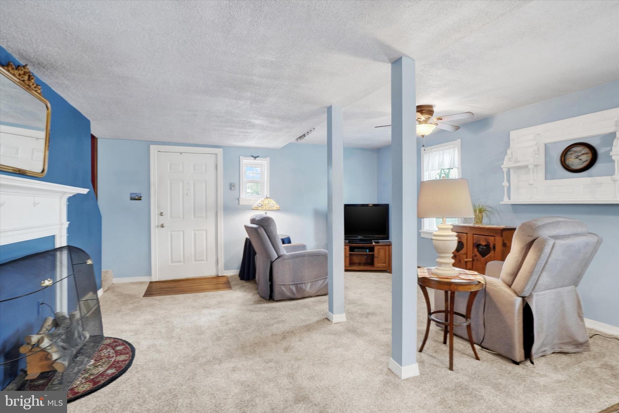 MT WOLF - Residential