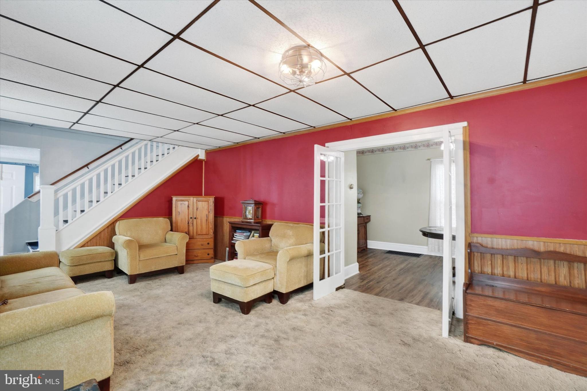 MT WOLF - Residential