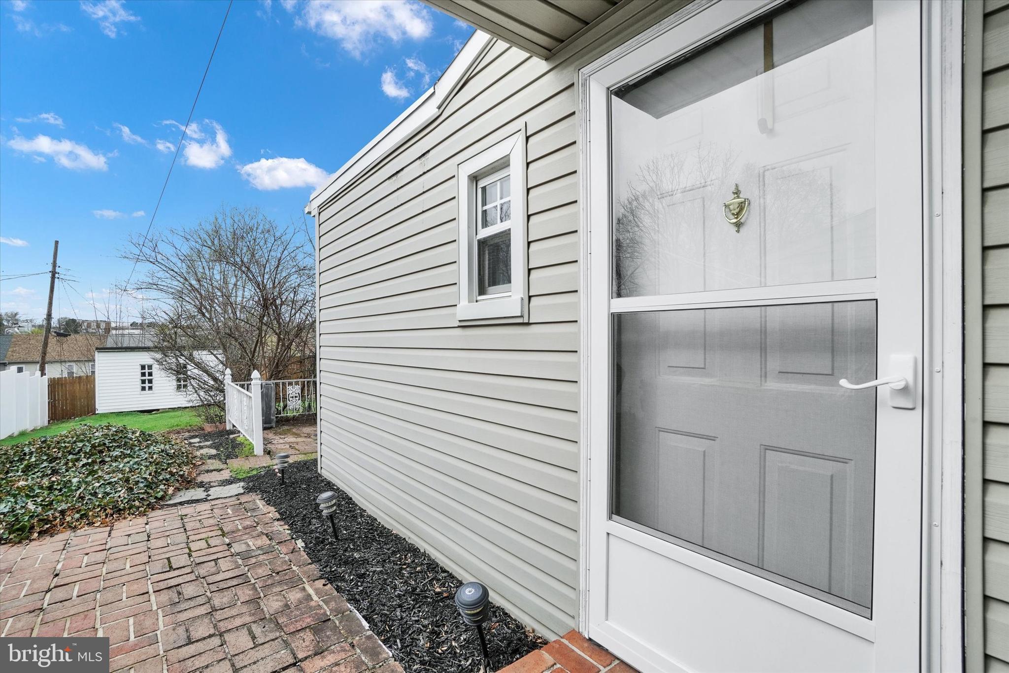 MT WOLF - Residential