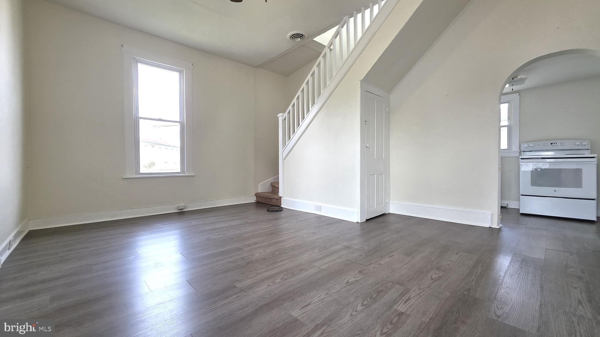 10 DORMAN STREET A