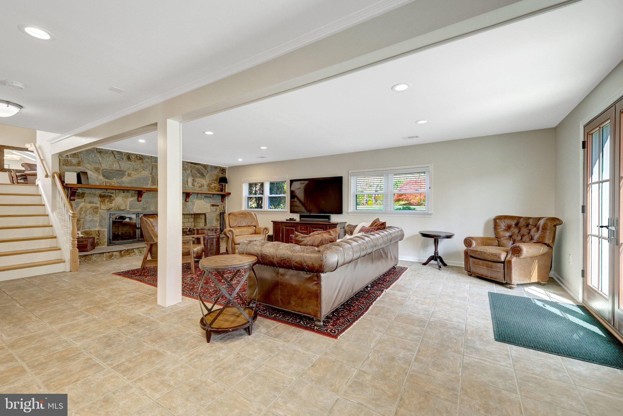 HUNTERS VALLEY MINCHEWS - Residential