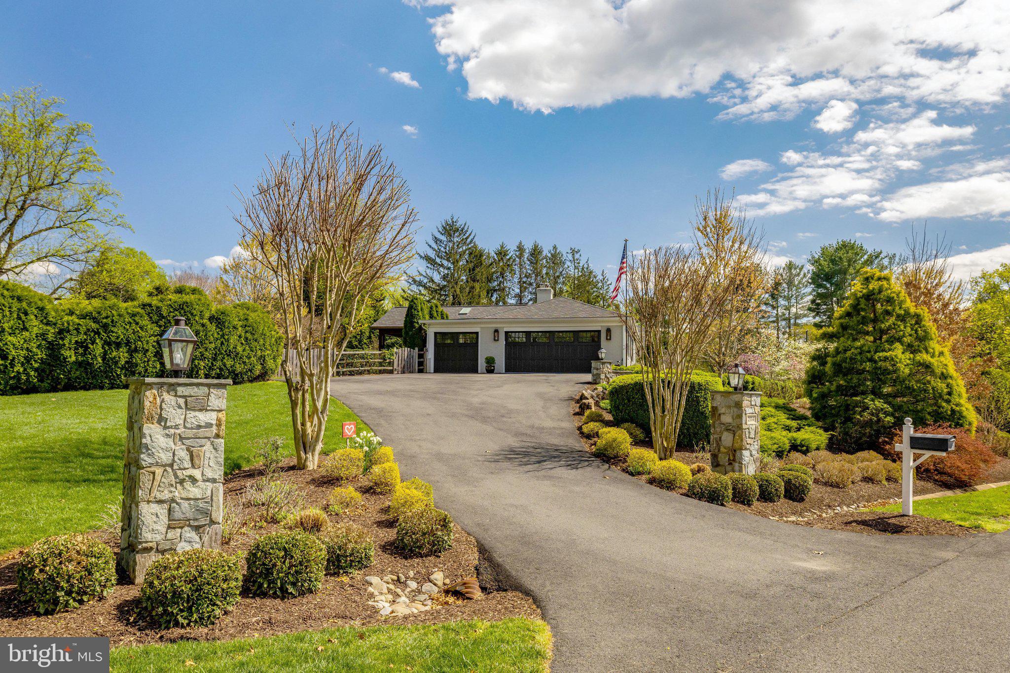 HUNTERS VALLEY MINCHEWS - Residential