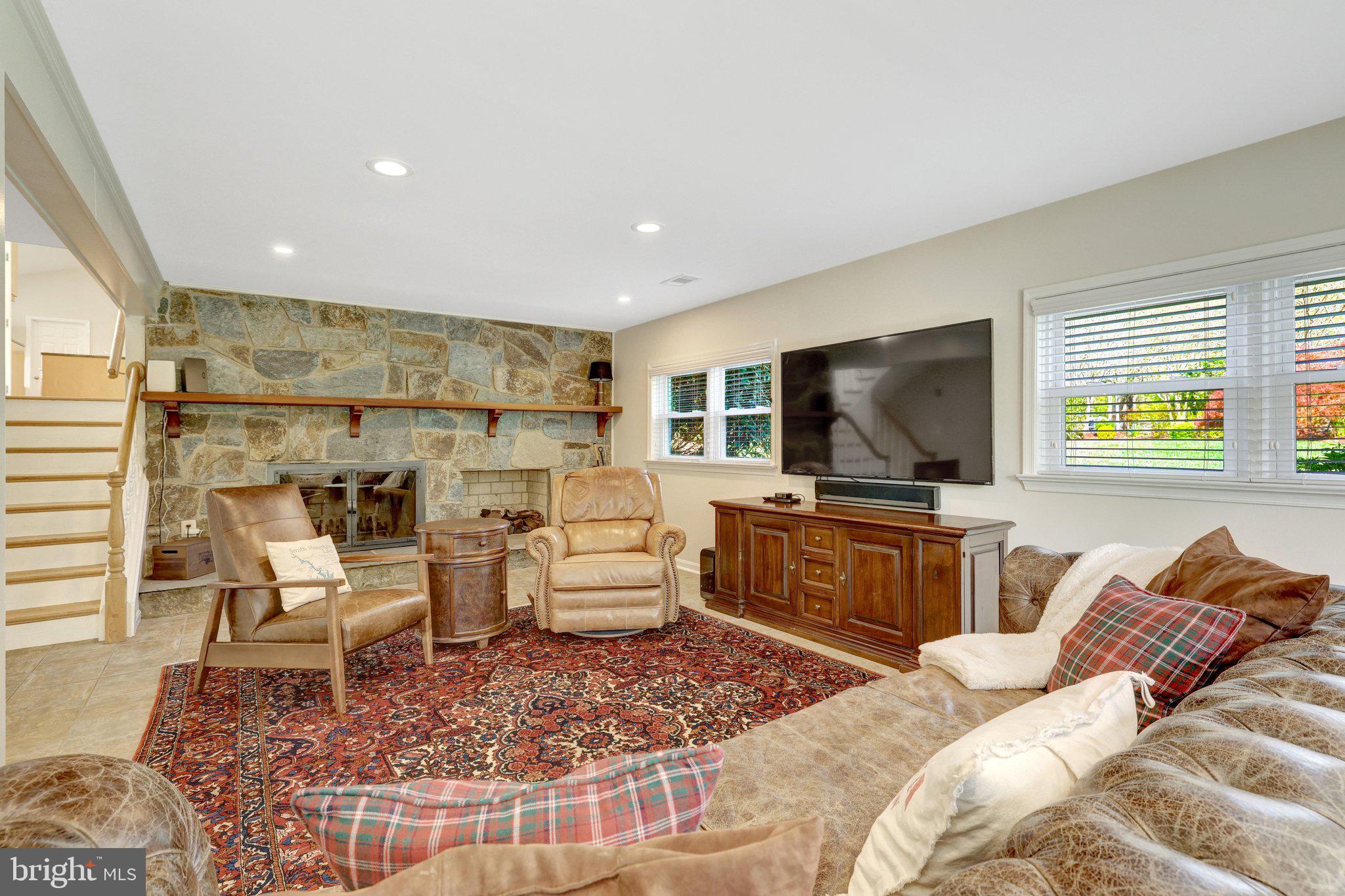 HUNTERS VALLEY MINCHEWS - Residential