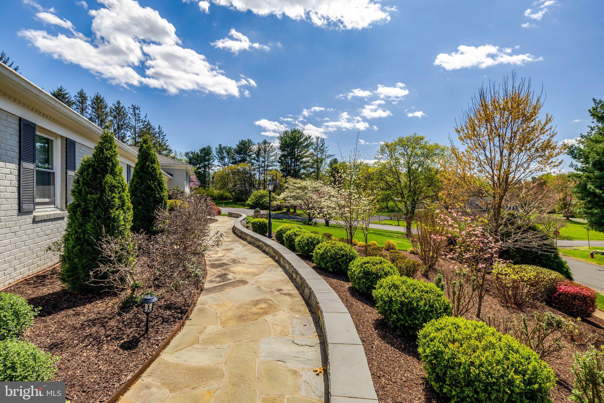 HUNTERS VALLEY MINCHEWS - Residential