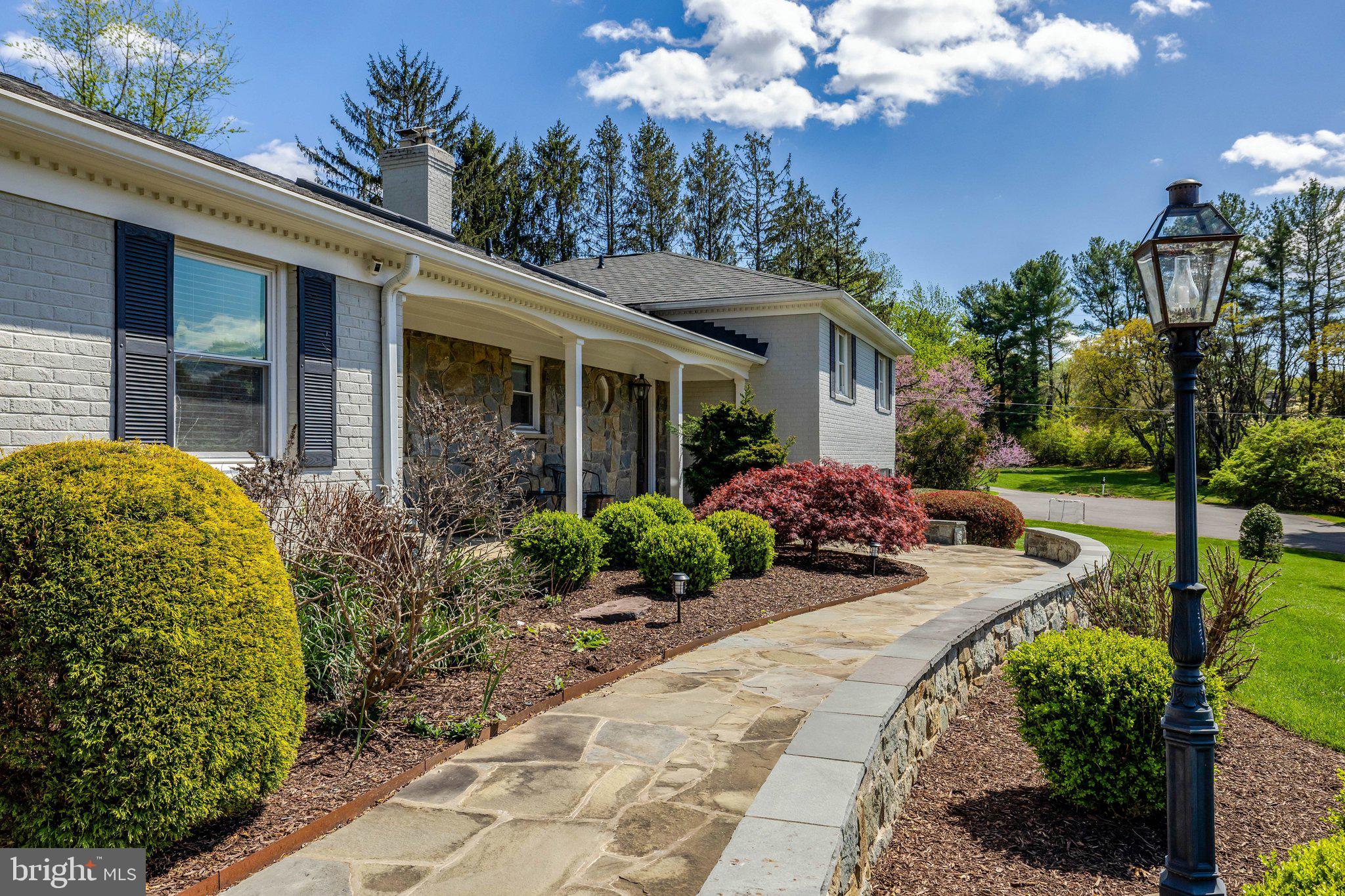 HUNTERS VALLEY MINCHEWS - Residential