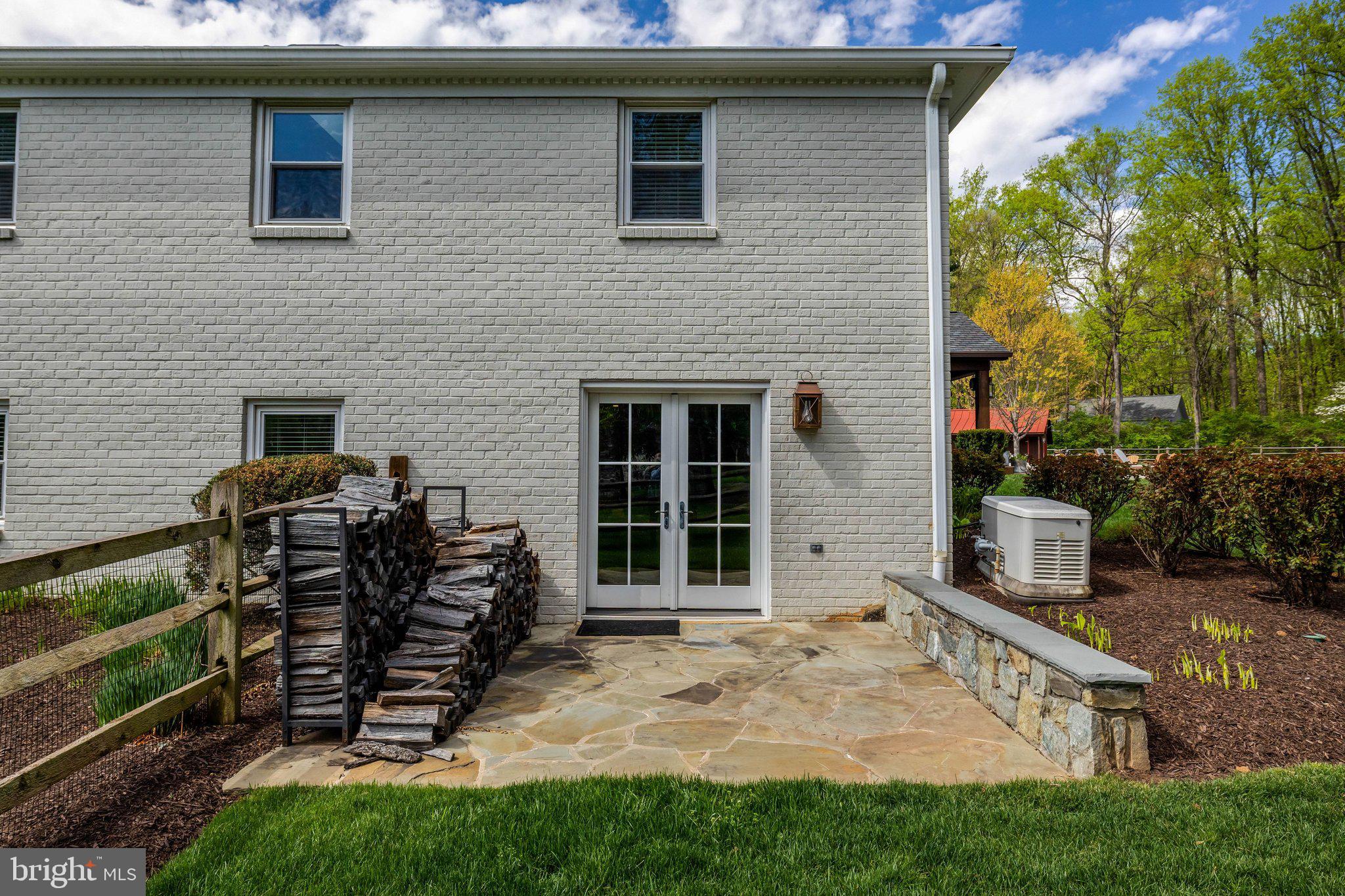 HUNTERS VALLEY MINCHEWS - Residential