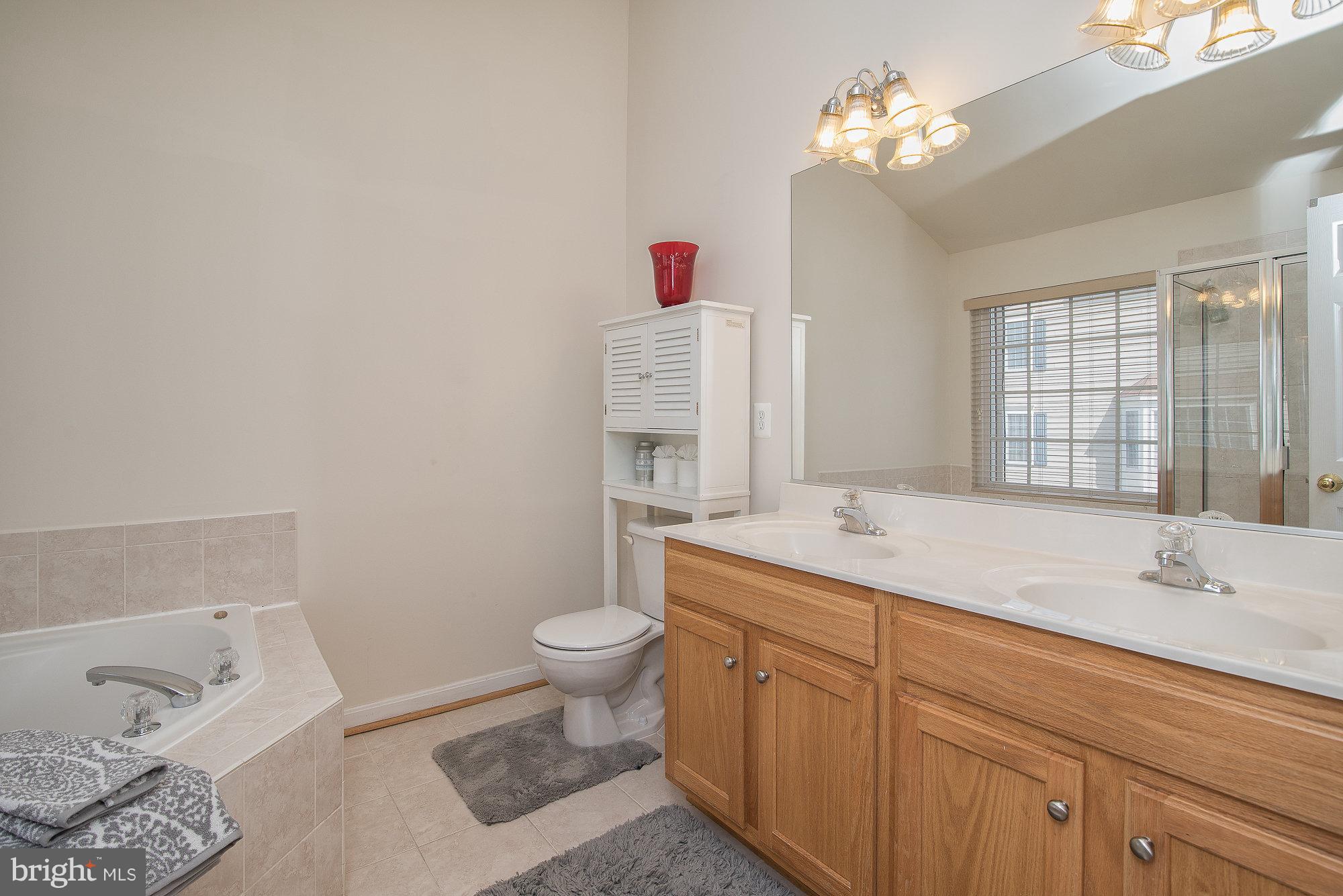 TOWNES AT COMPTON FARM - Residential