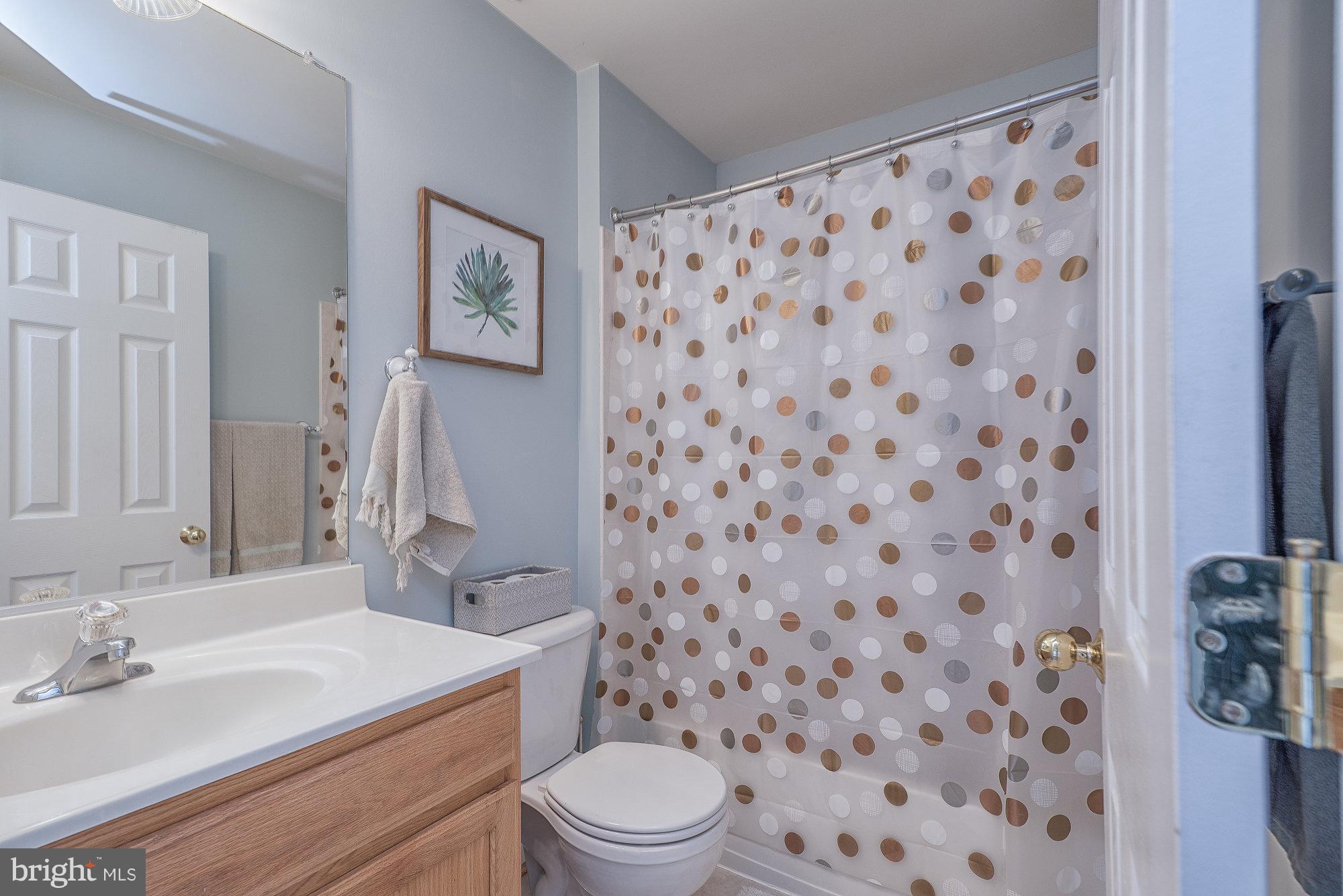 TOWNES AT COMPTON FARM - Residential