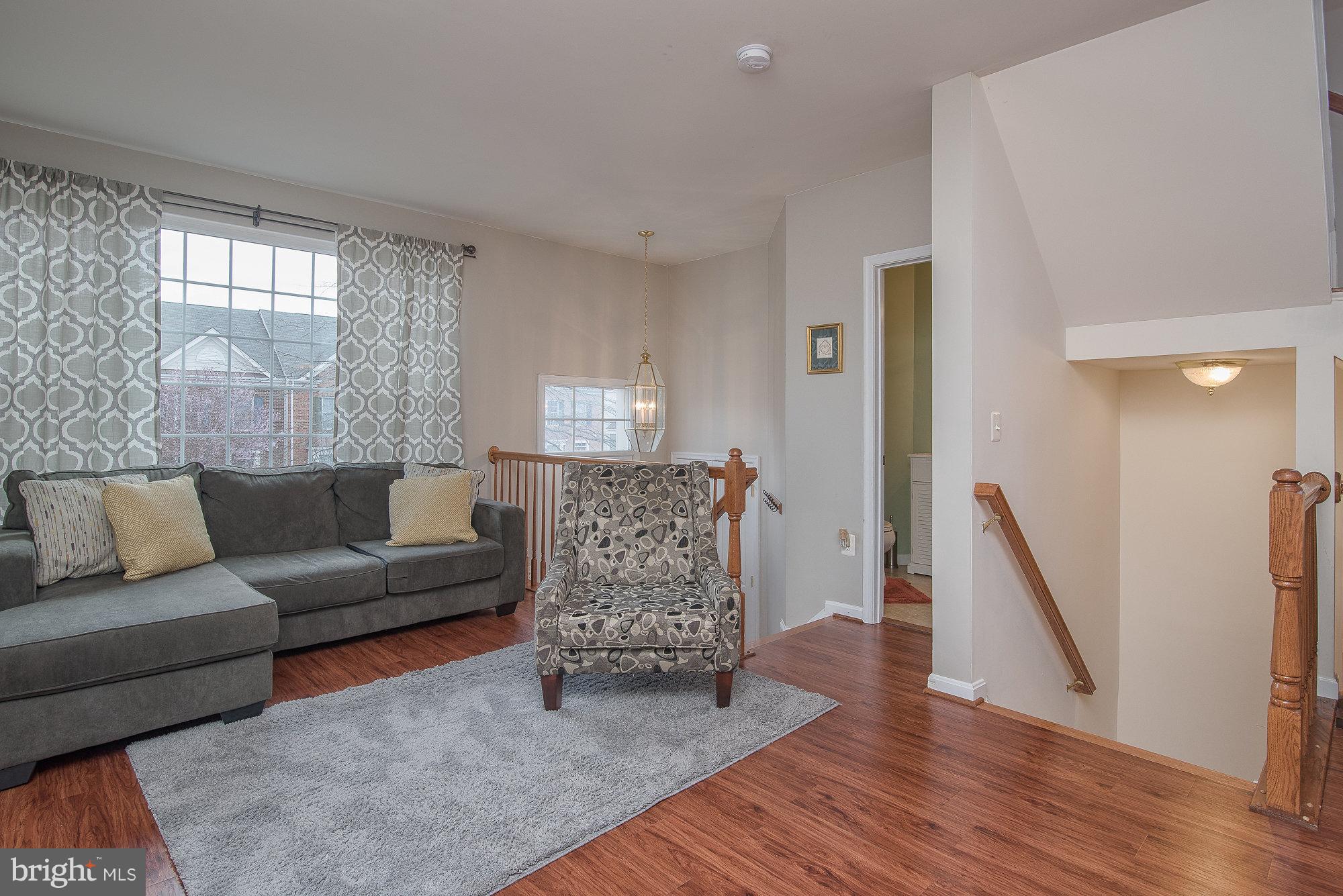 TOWNES AT COMPTON FARM - Residential