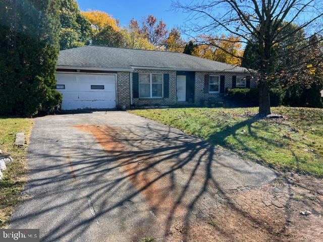 SOUTH LONDONDERRY - Residential