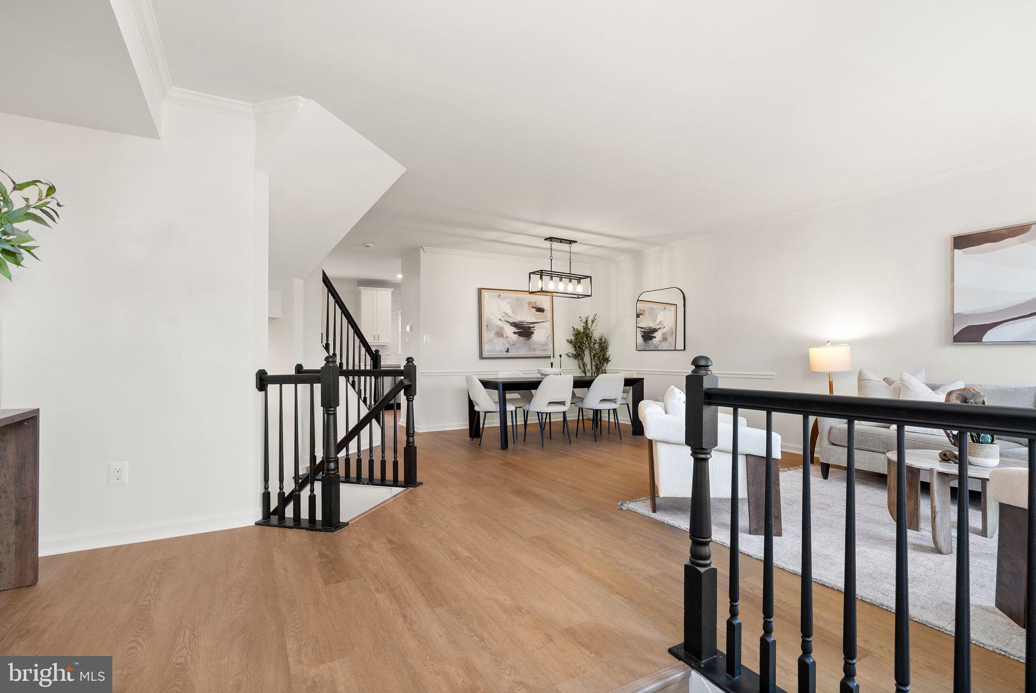 7057 KINGS MANOR DRIVE