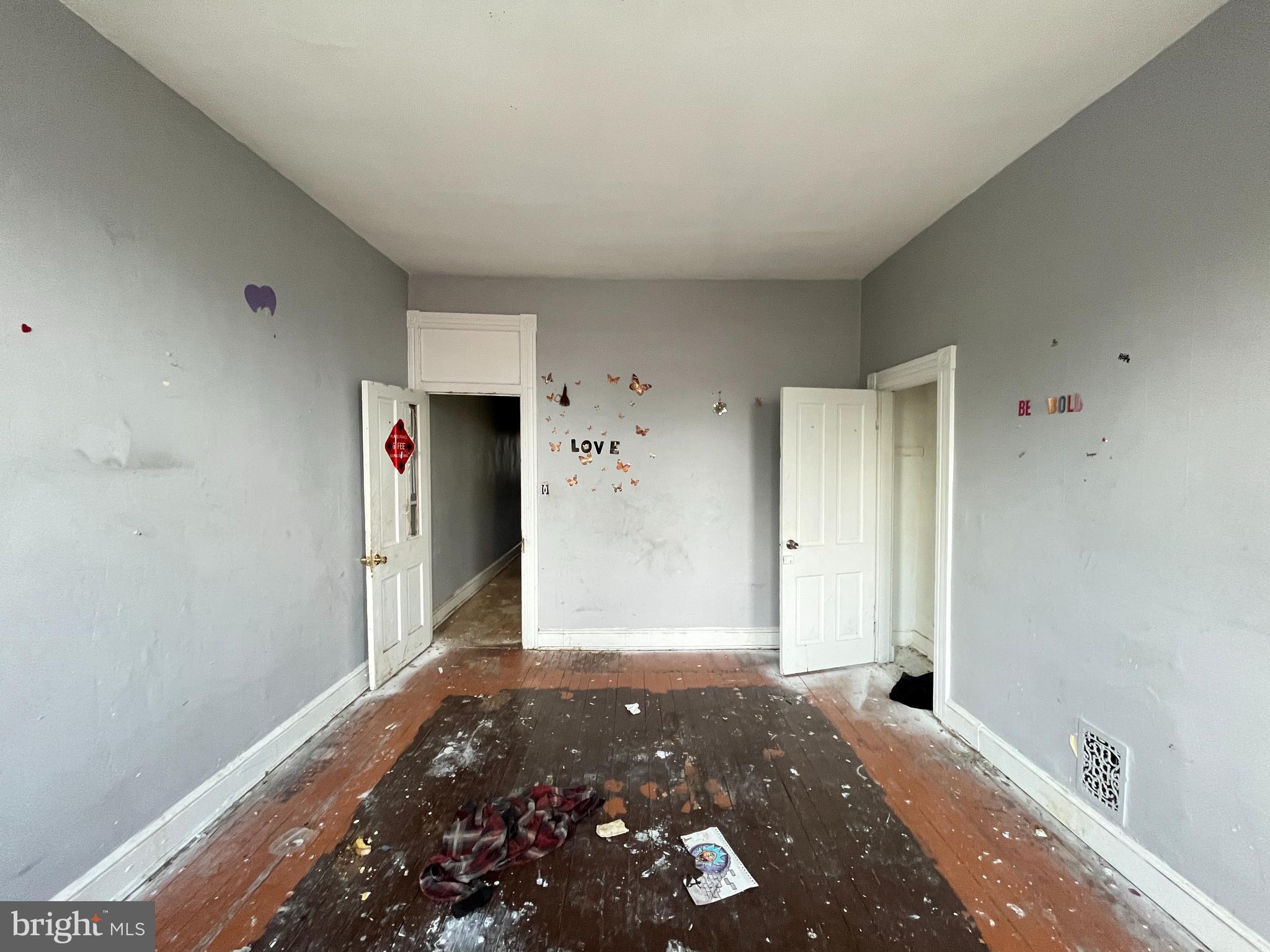 SHIPLEY HILL - Residential