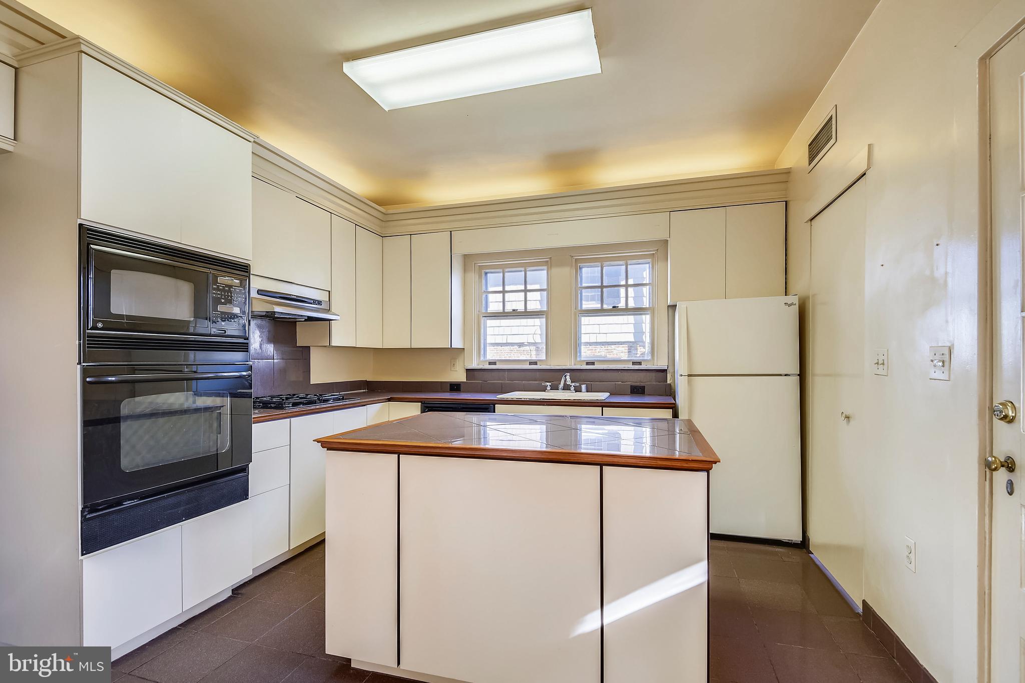 GUILFORD - Residential