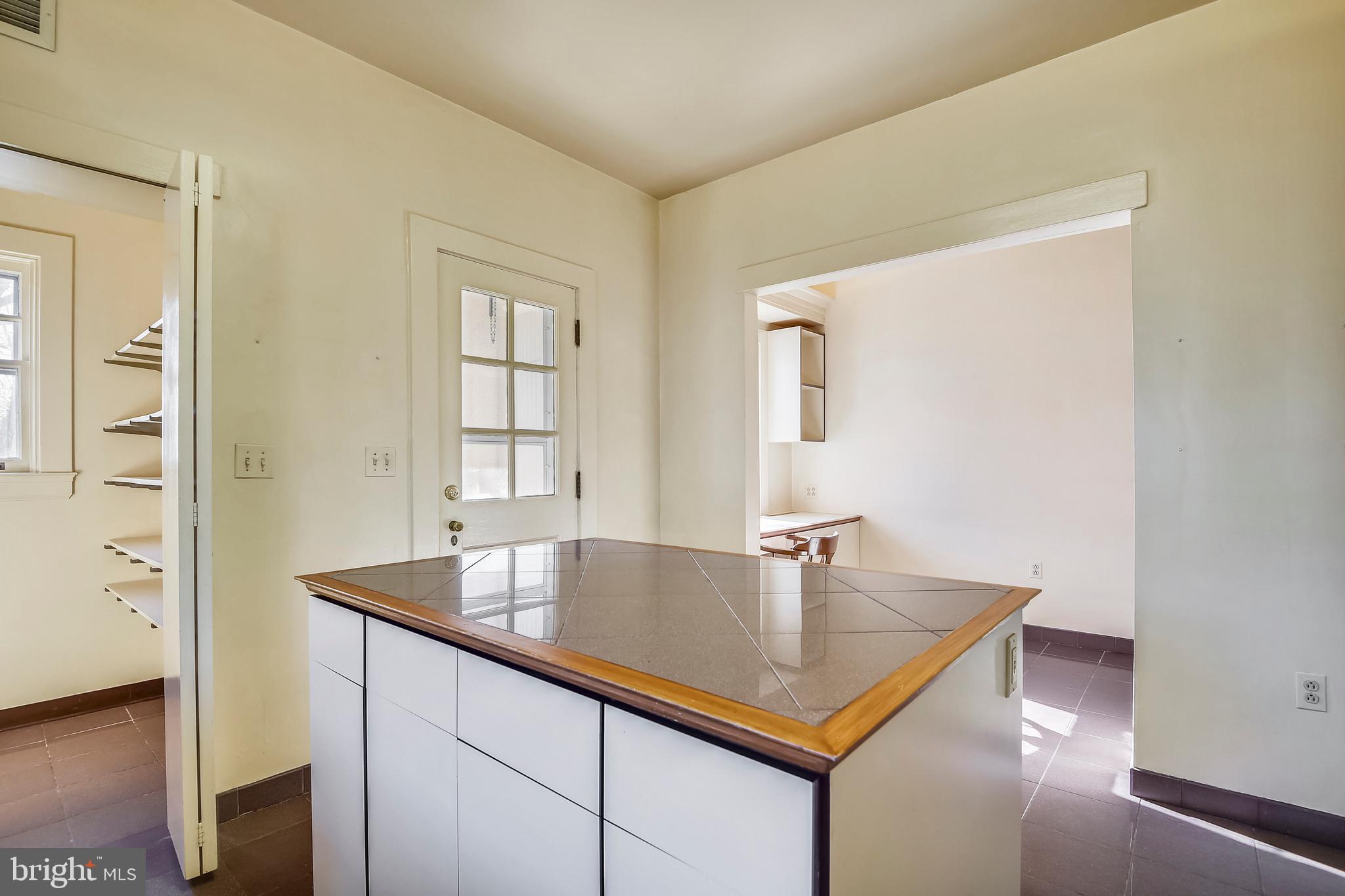 GUILFORD - Residential