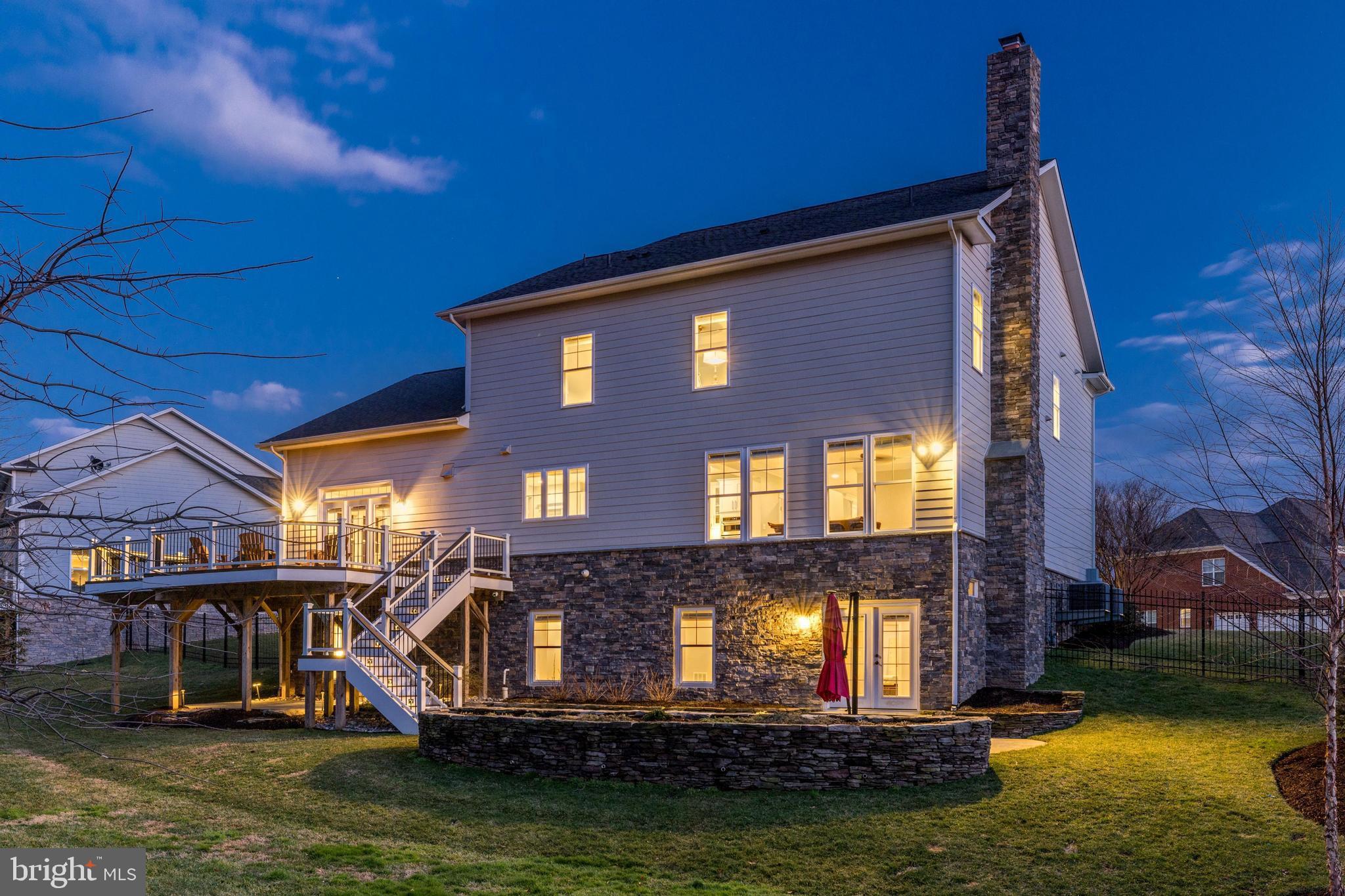 IRIS HILLS - Residential