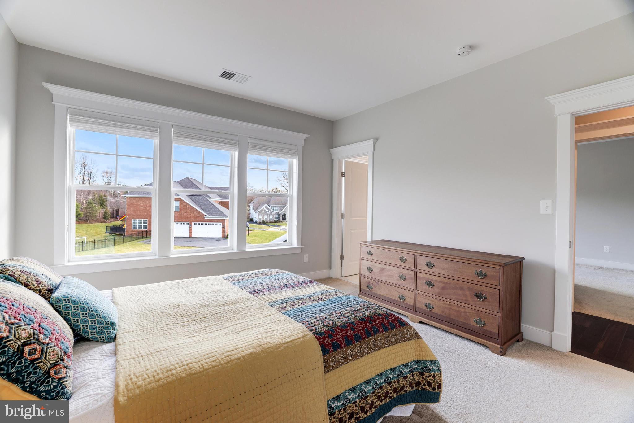 IRIS HILLS - Residential