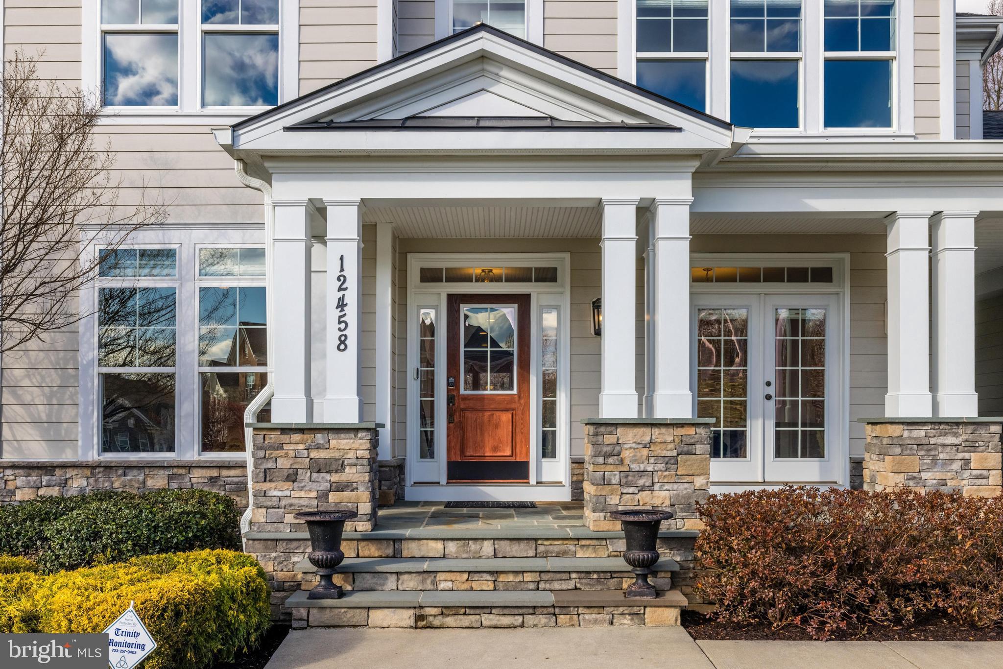 IRIS HILLS - Residential