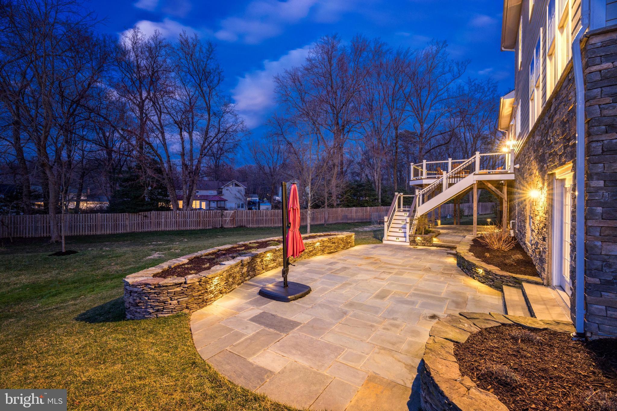 IRIS HILLS - Residential