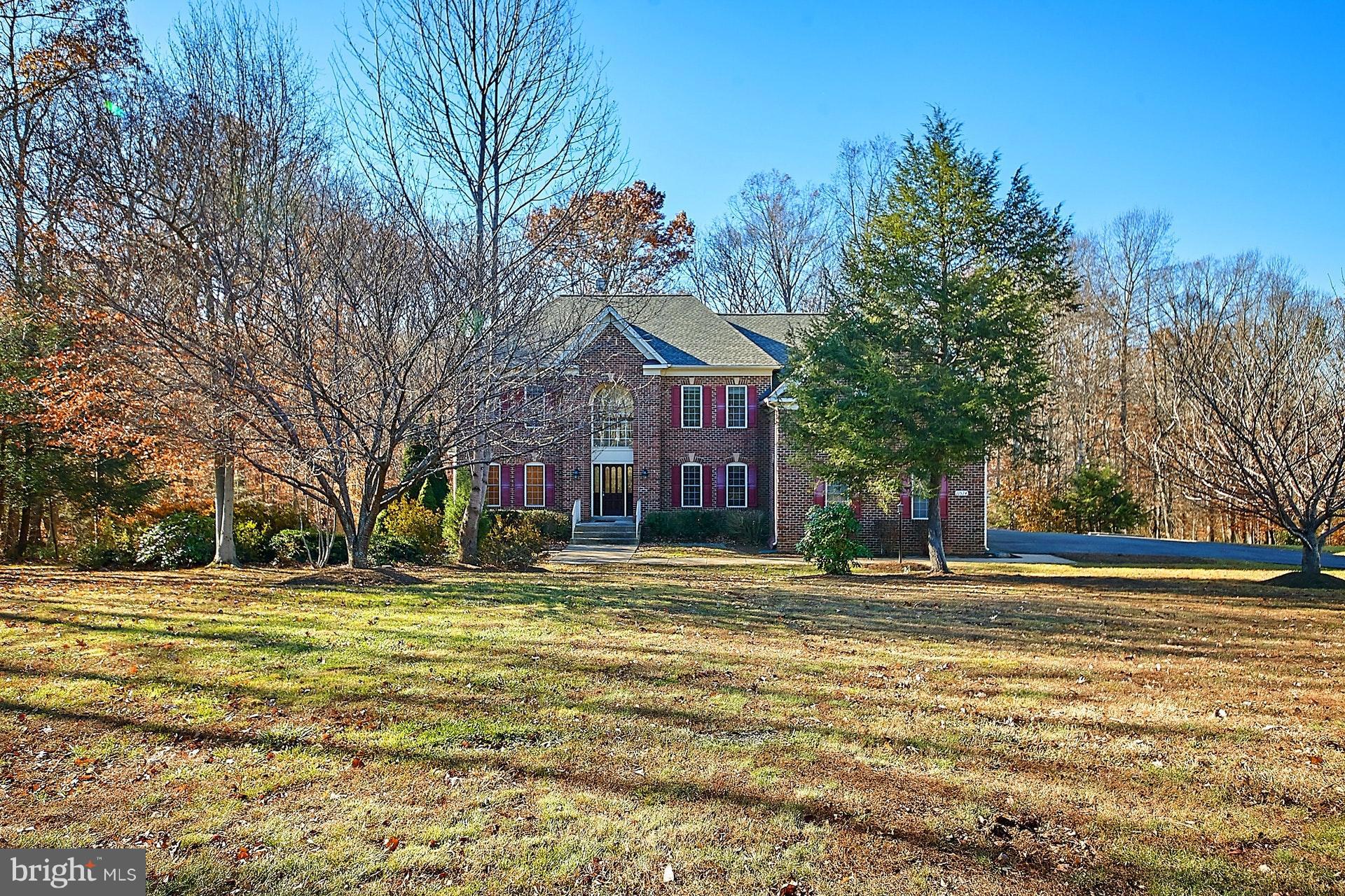 RIVER BEND - Residential